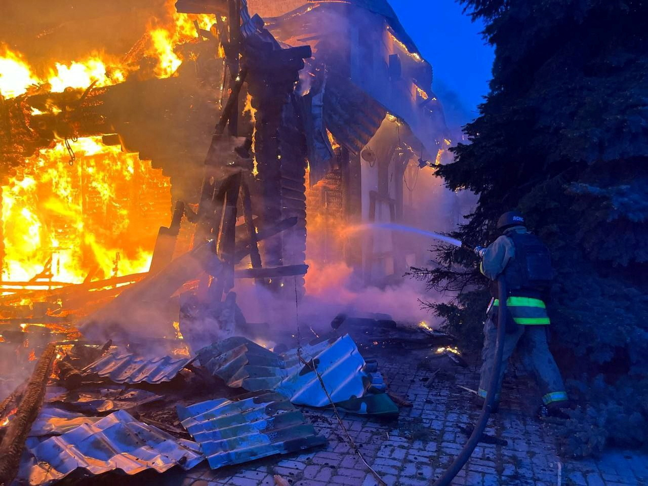 Foto: Governor of Dnipropetrovsk Regional Military Civil Administration Serhiy Lysak via Telegram/Handout via REUTERS