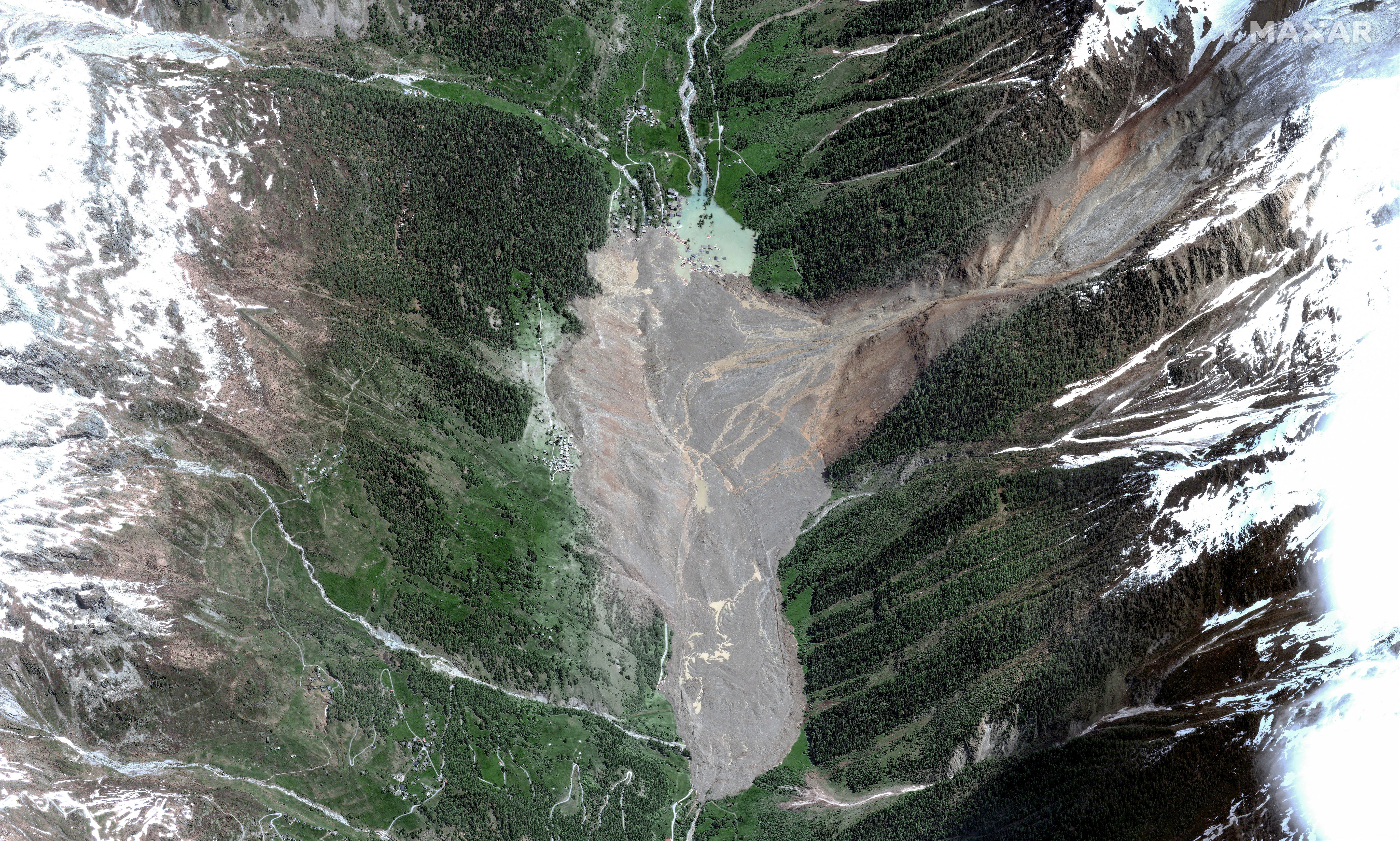 Vas Blatten v dneh po sproženju plazu