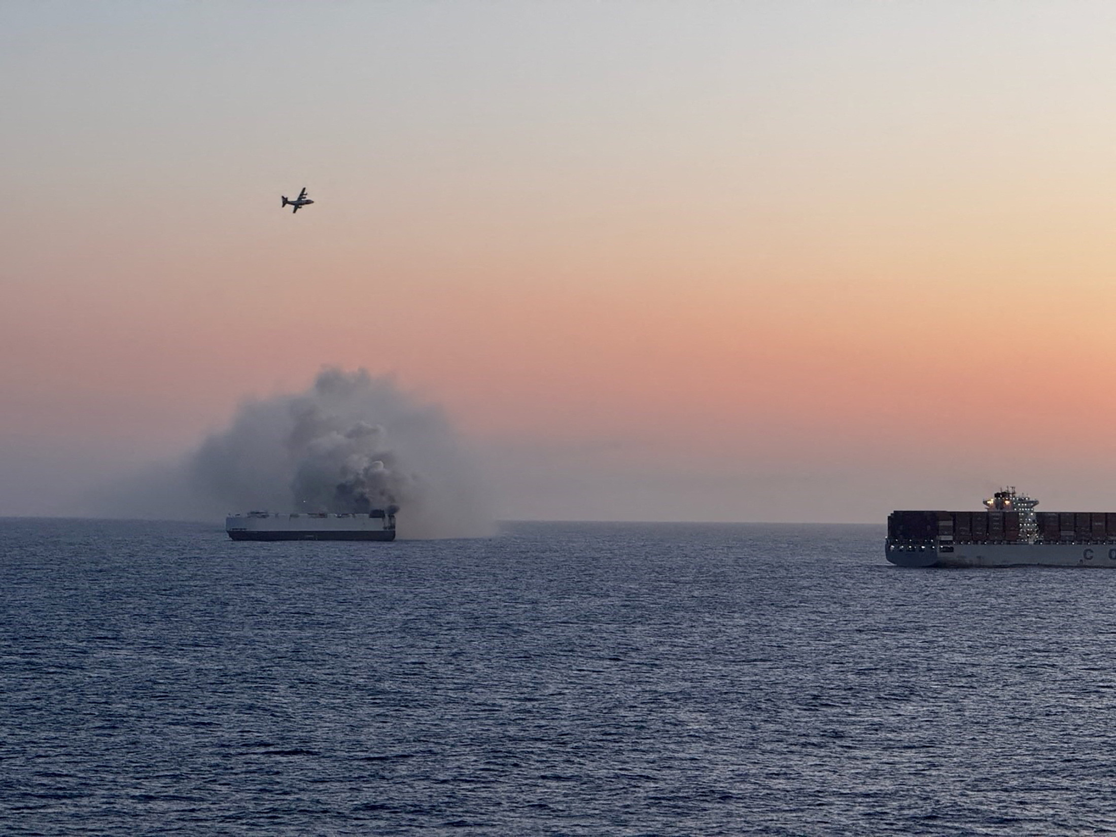 Požar na ladji Morning Midas