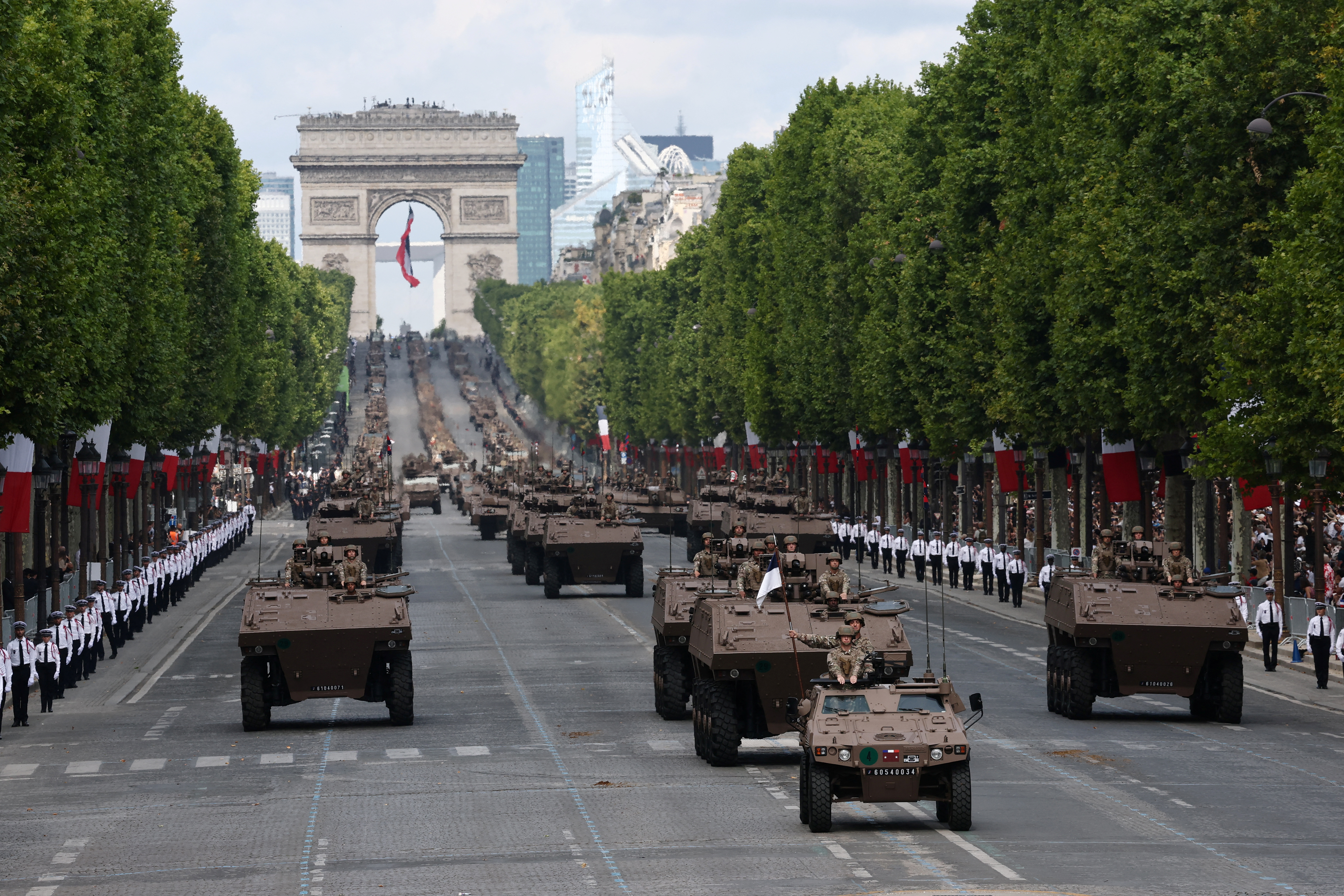 Vojaška parada v Parizu