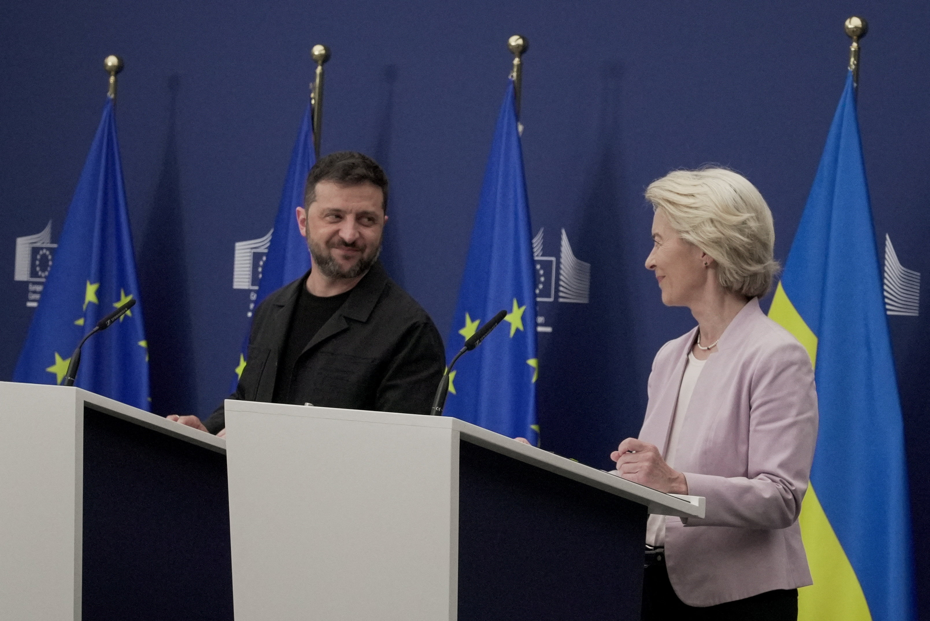 Volodimir Zelenski in Ursula von der Leyen