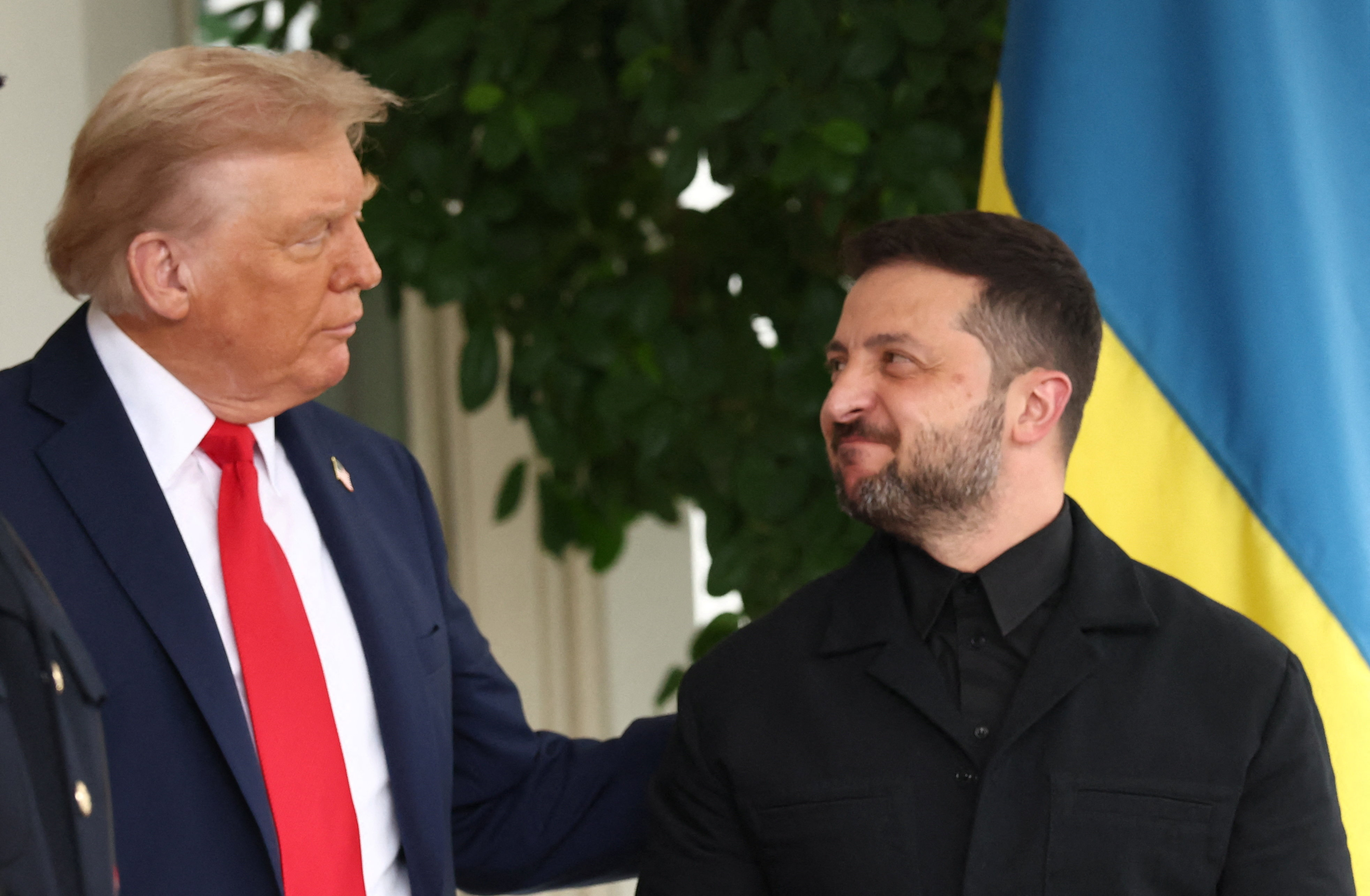 Donald Trump sprejel Volodimirja Zelenskega