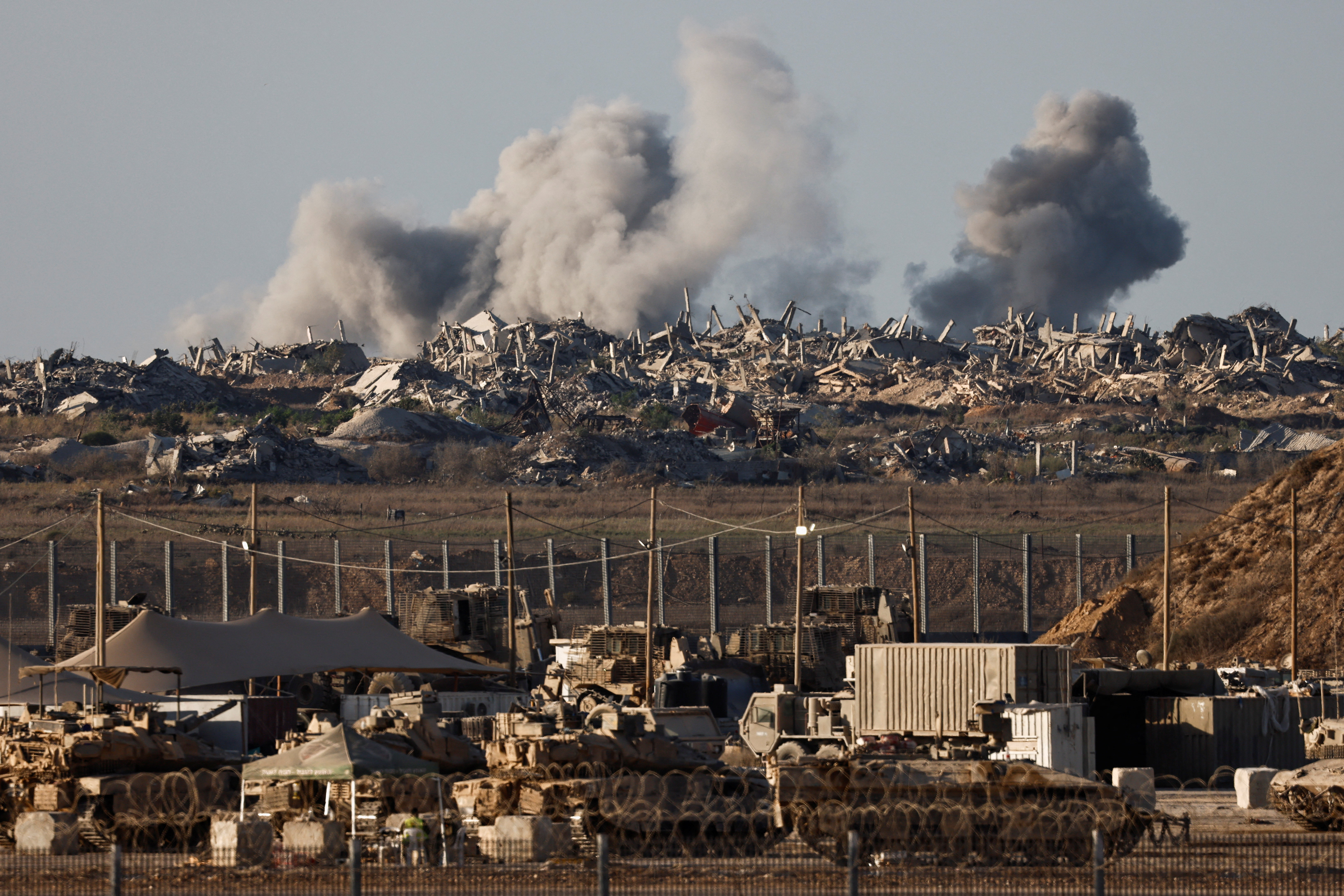 Izraelski tanki na meji z Gazo