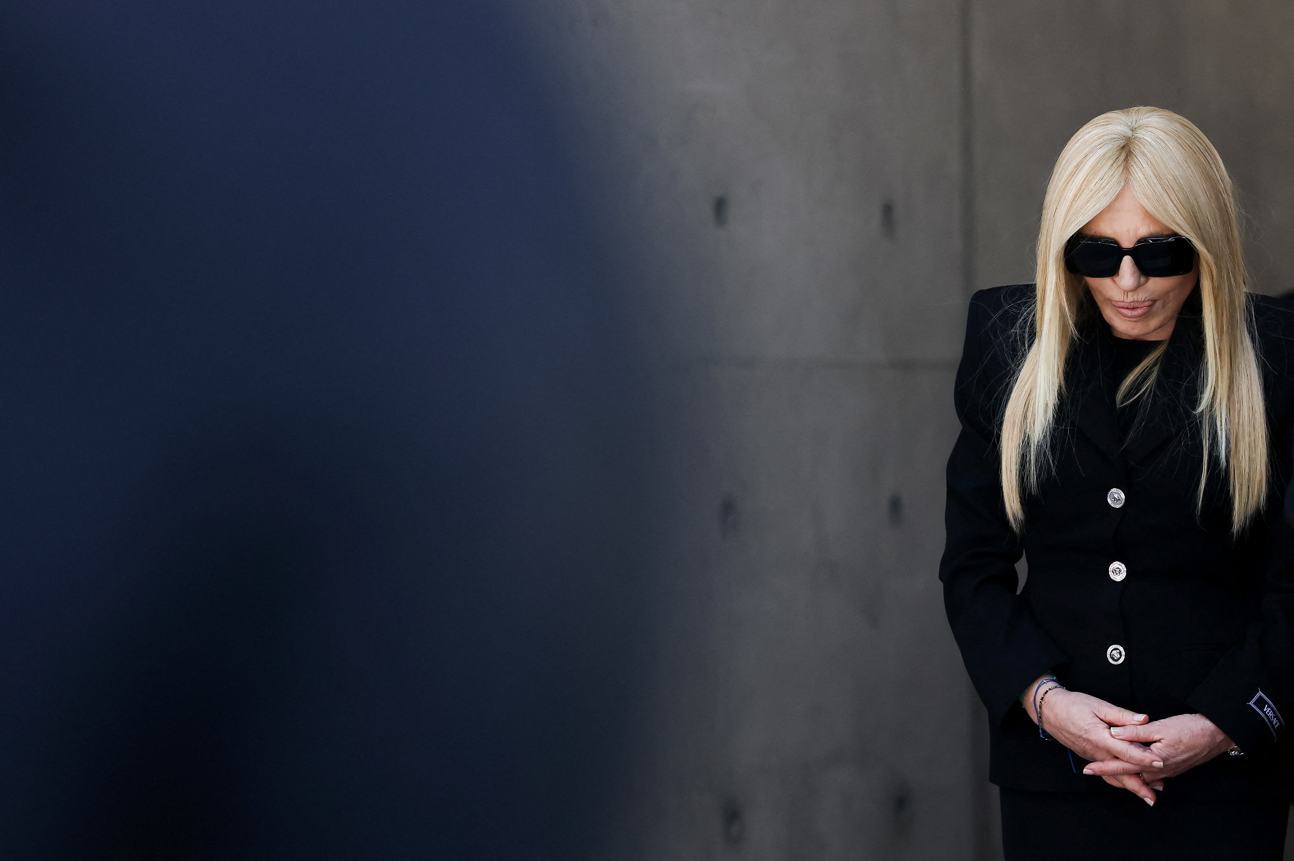 Od Giorgia Armanija se je prišla posloviti tudi Donatella Versace