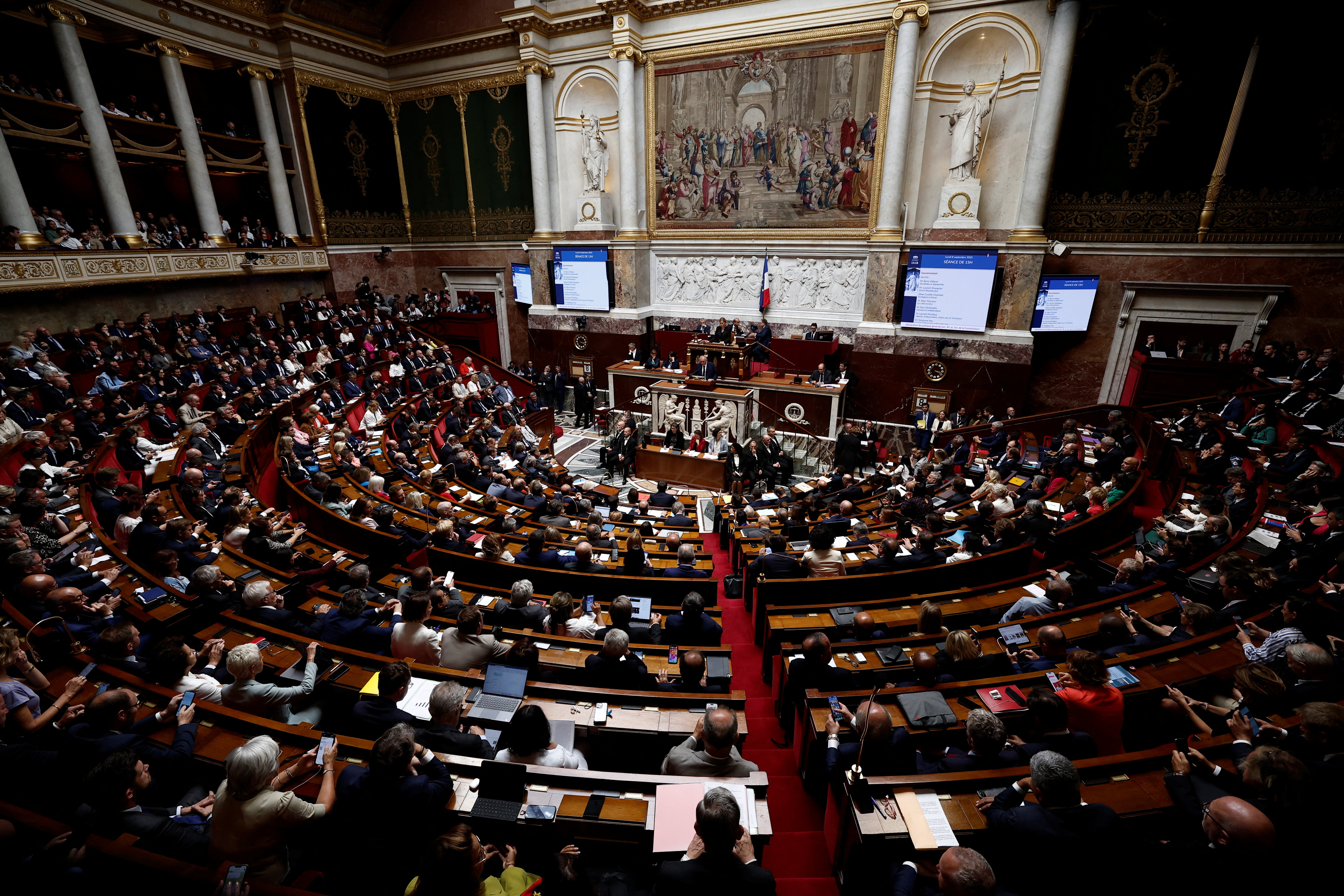 Nagovor Francoiseja Bayrouja