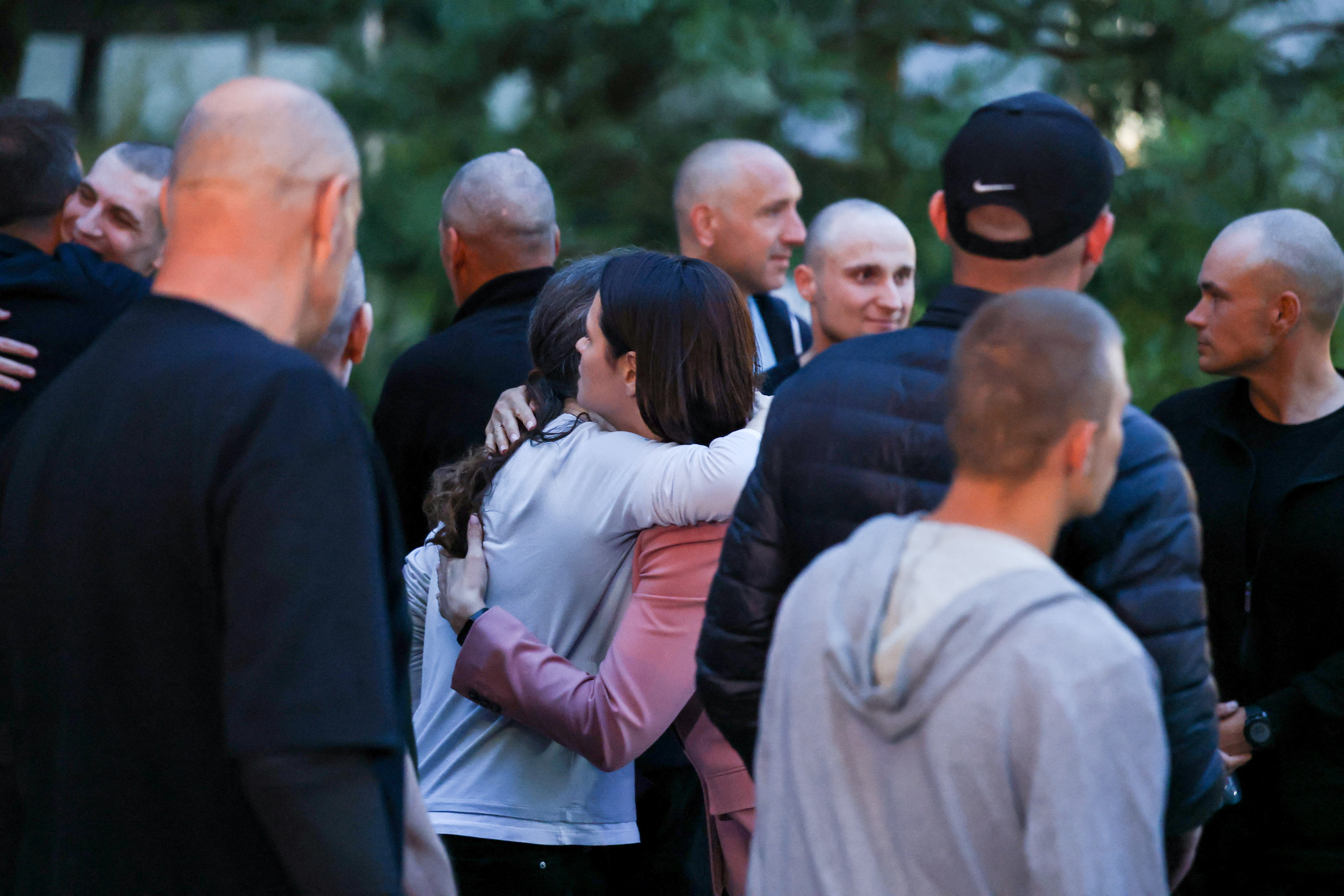 Izpustitev političnih zapornikov