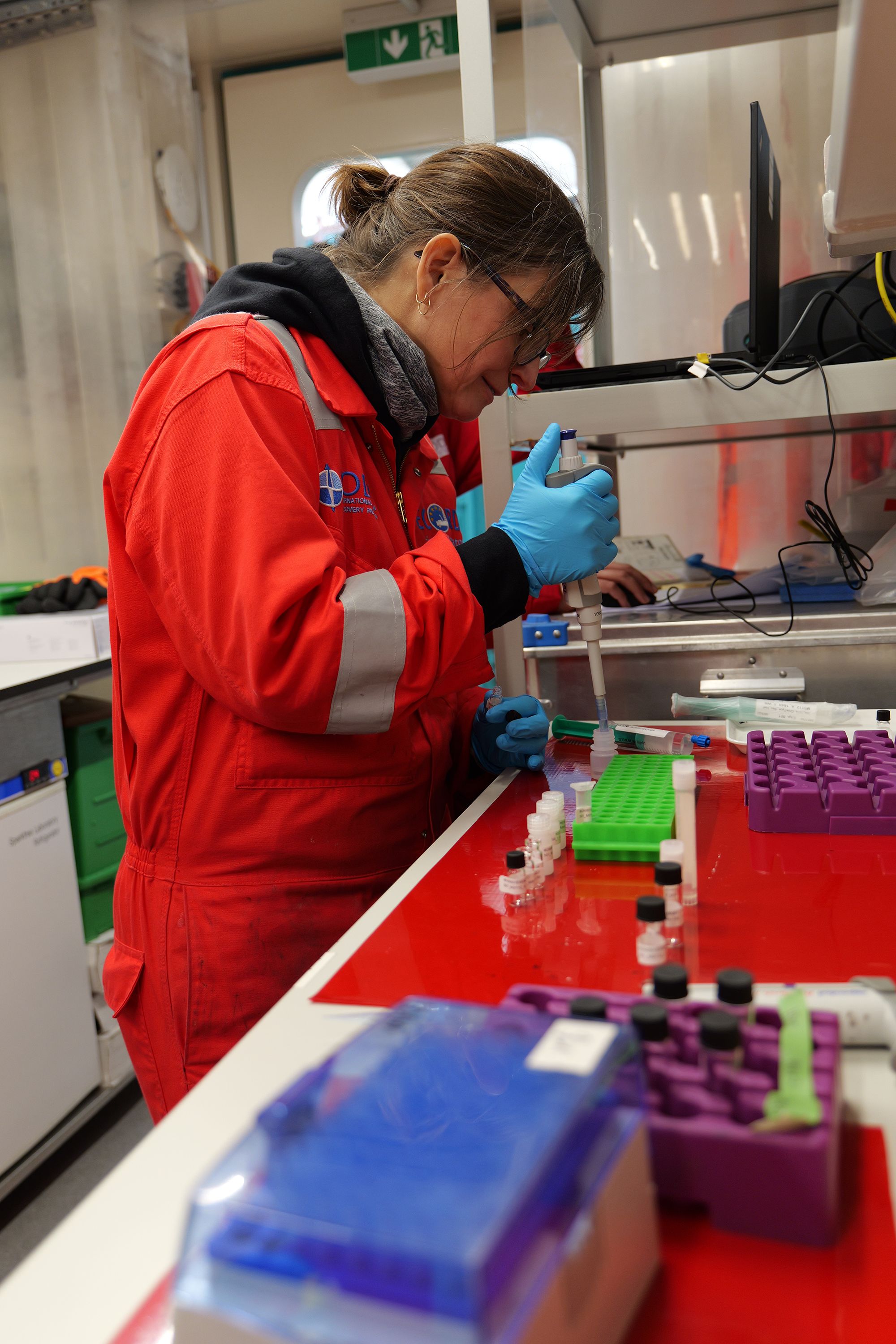 Expedition 501, iskanje podoceanskega vodonosnika