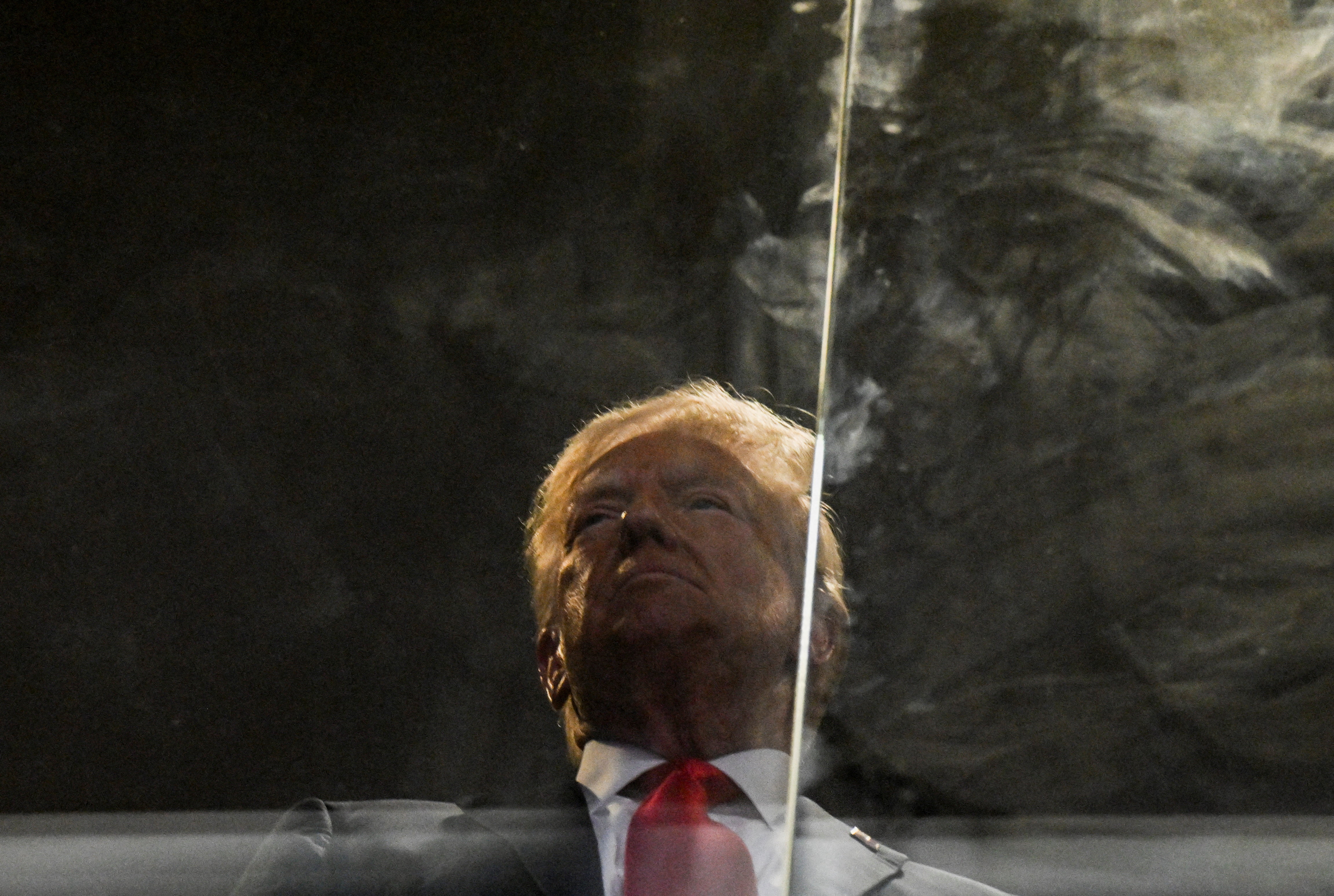 Spominska slovesnost za Charlieja Kirka v Arizoni