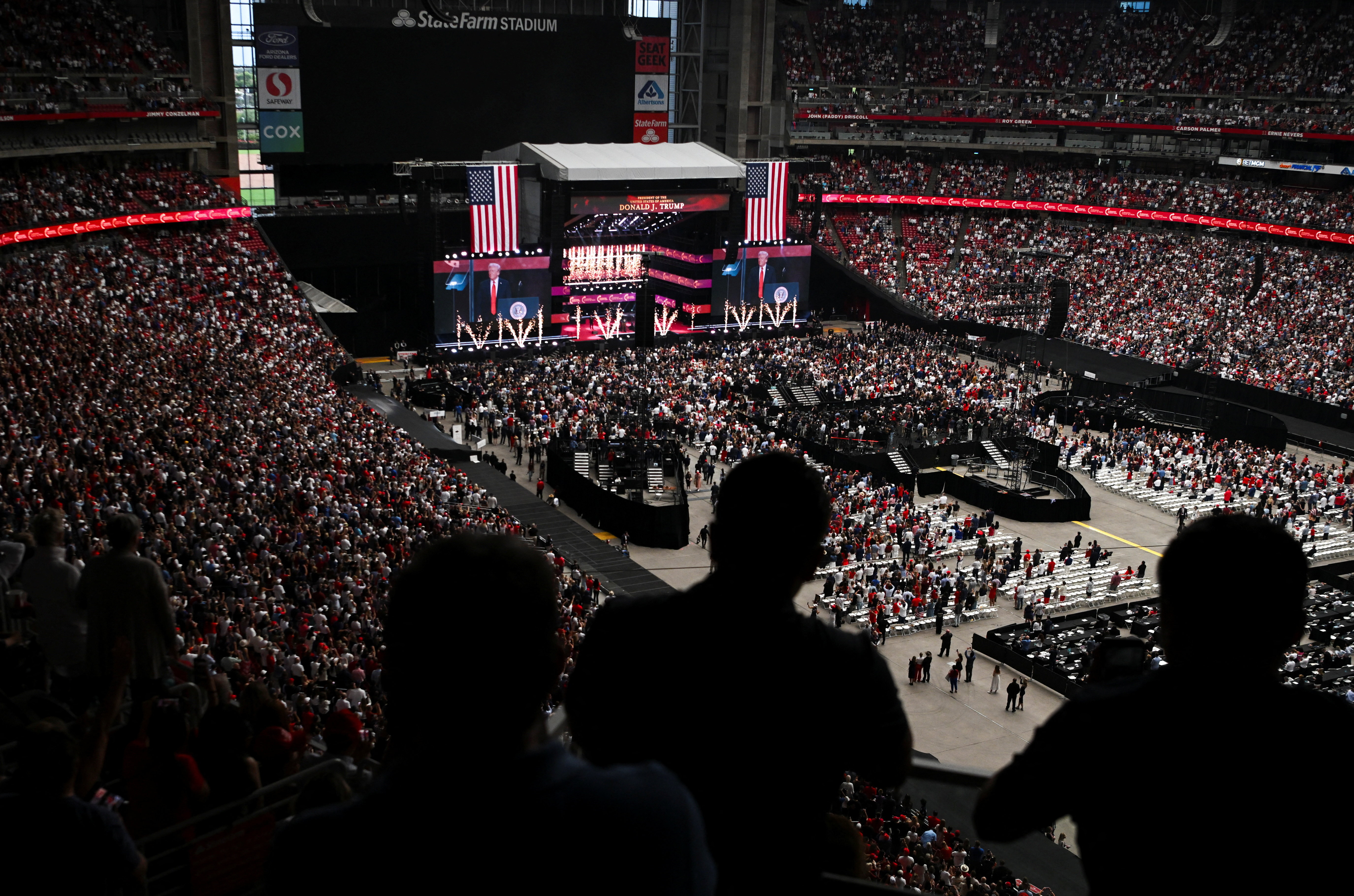 Spominska slovesnost za Charlieja Kirka