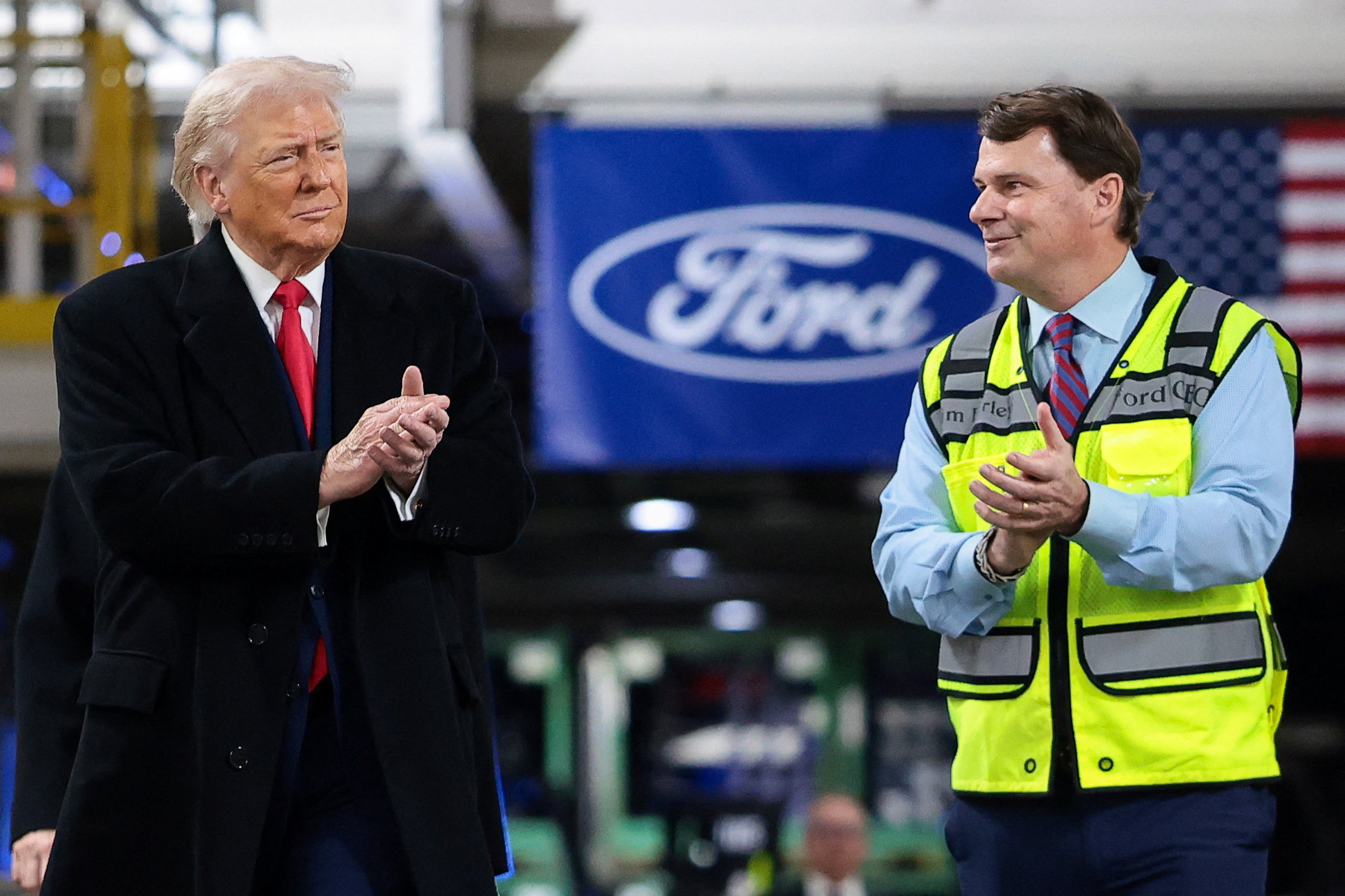 Donald Trump obiskal tovarno Ford v Detroitu