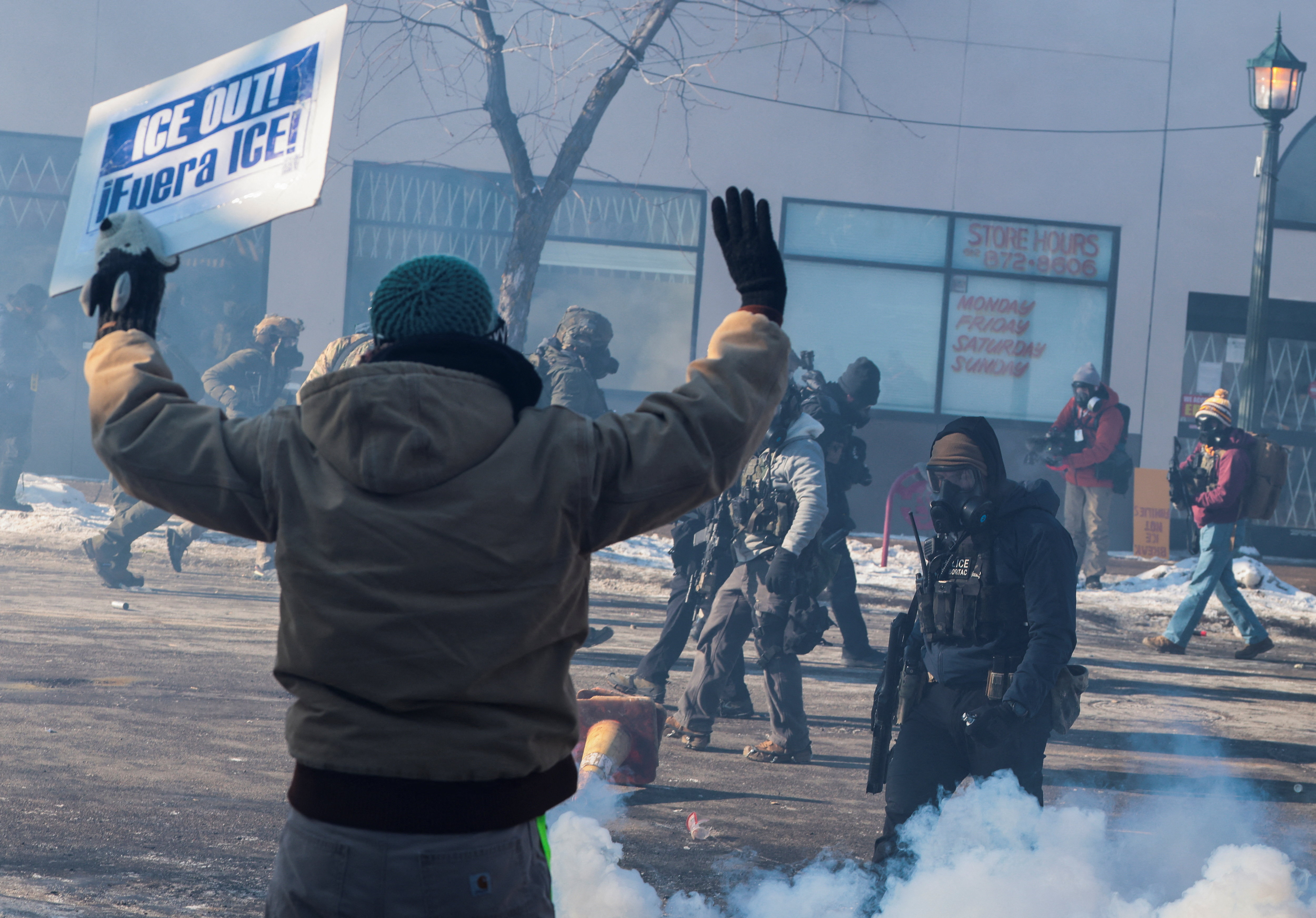 Protesti v Minneapolisu po novem smrtonosnem streljanju