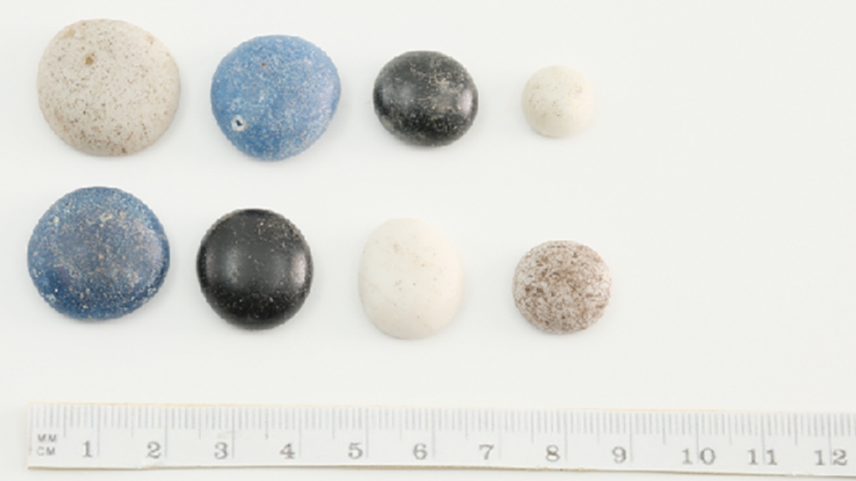 Igralni žetoni iz dobe starega Rima, najdeni v izkopaninah mesta Corivallum, današnja Nizozemska