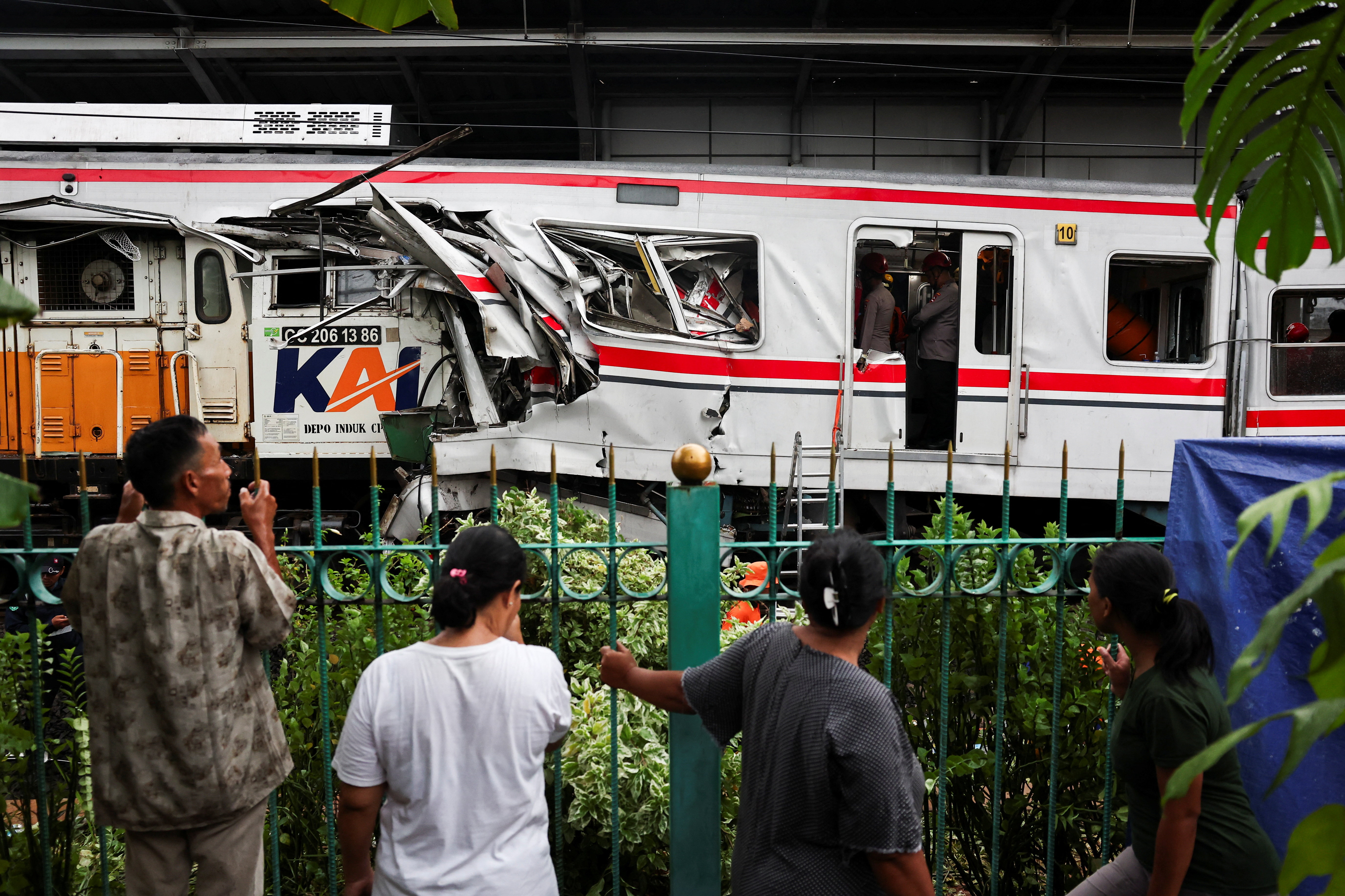 Železniška nesreča v bližini Džakarte