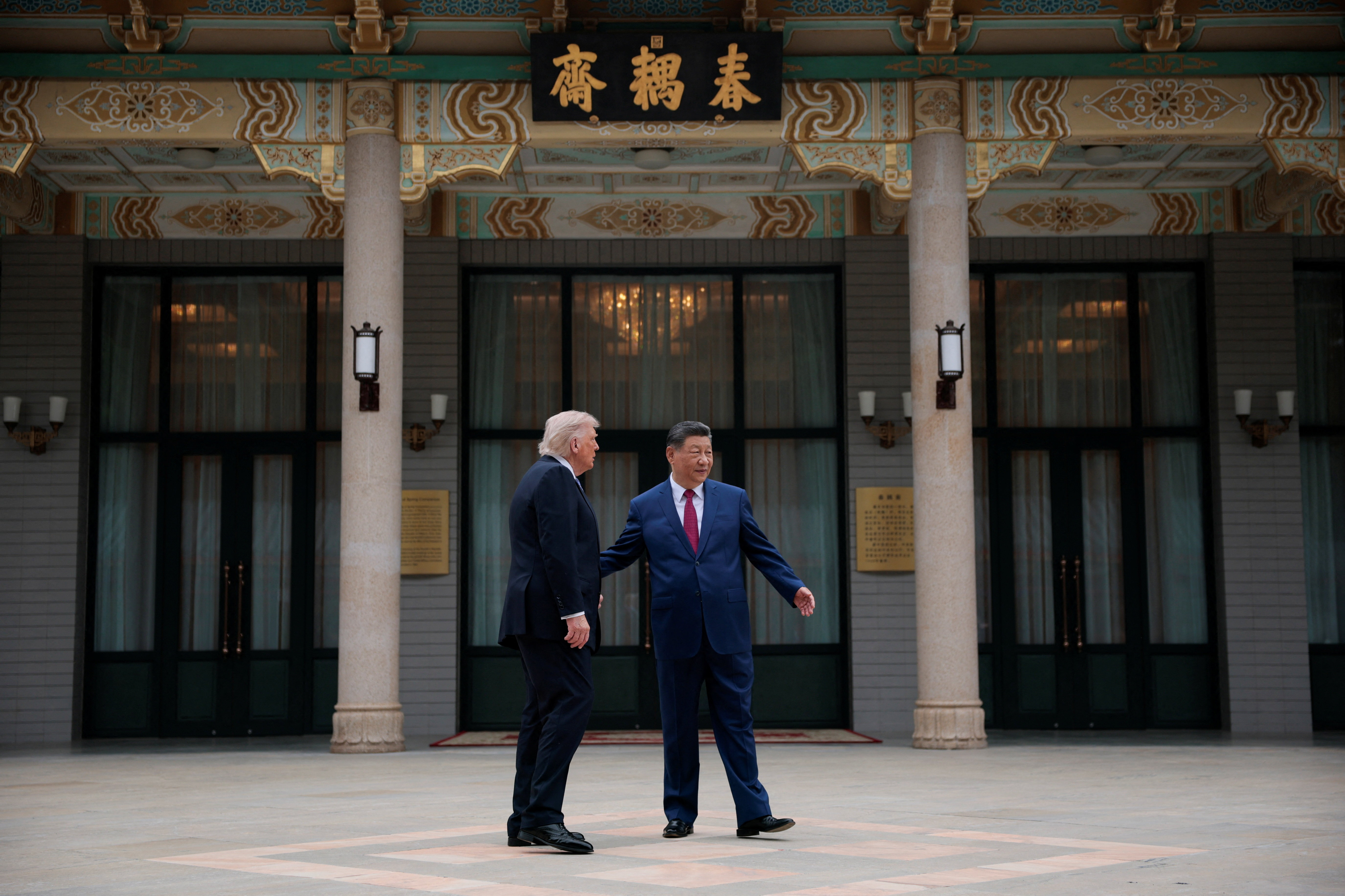 Donald Trump in Ši Džinping v vrtu Zhongnanhai