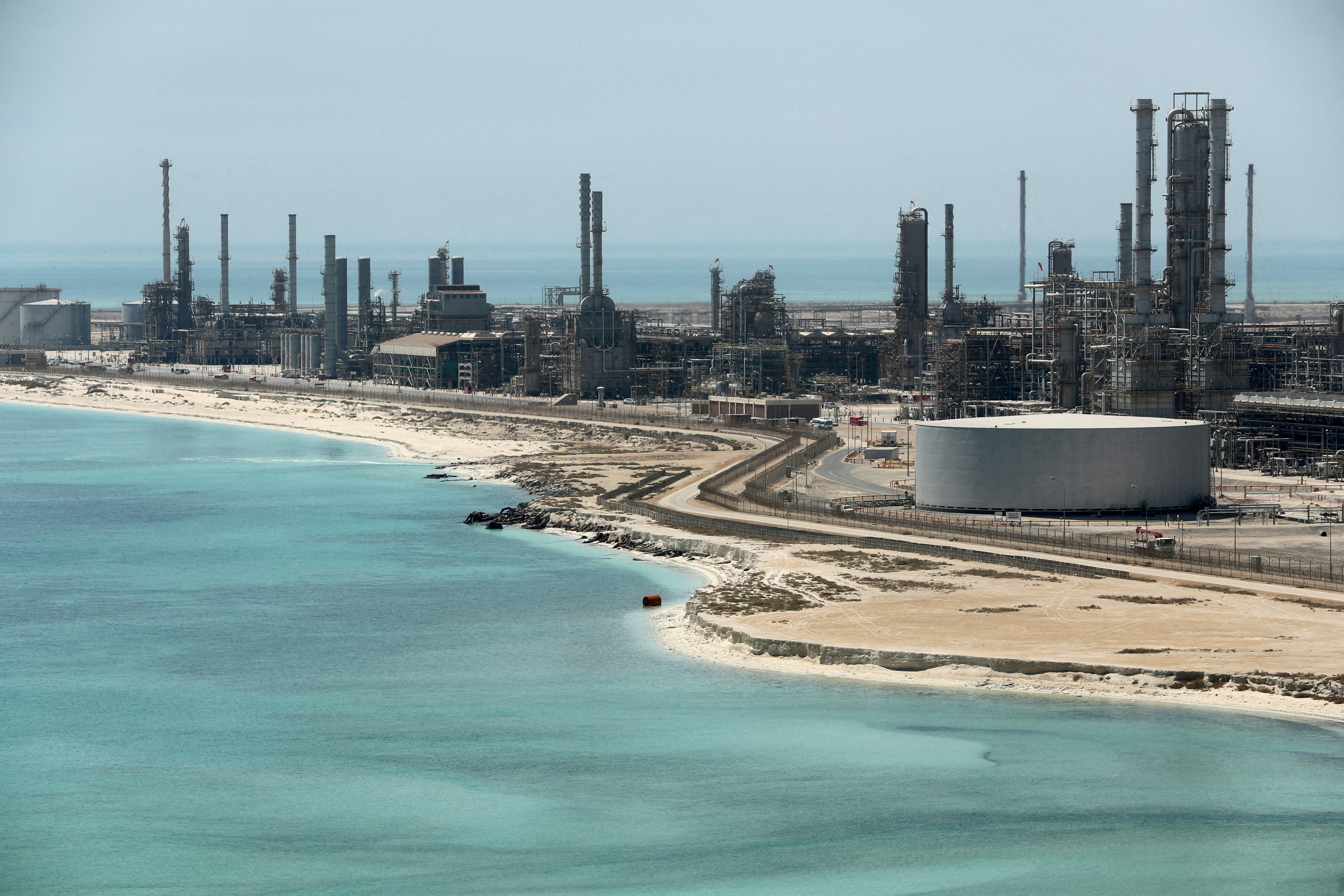 Naftna rafinerija družbe Saudi Aramco v Savdski Arabiji