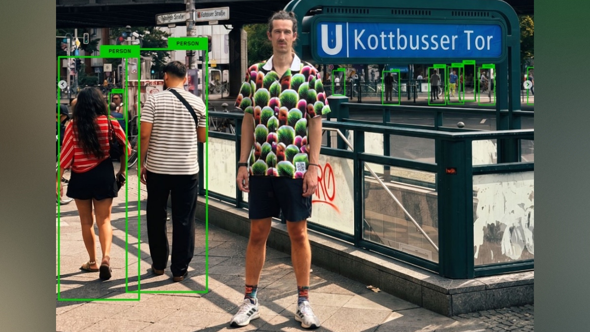 srajca Digital Camouflage za digitalno kamuflažo, Simona Weckerta