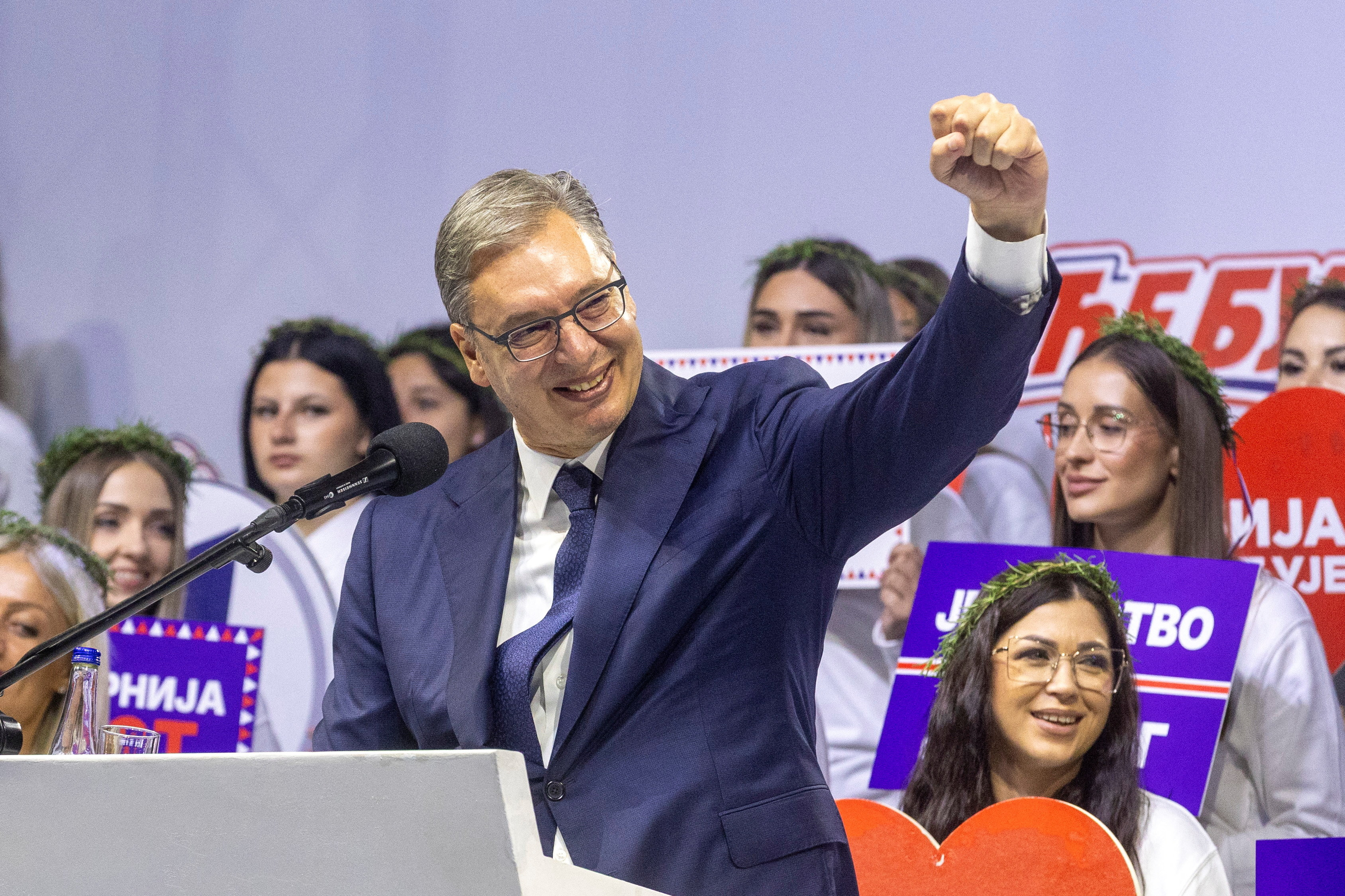 Shod v podporo listi Aleksandra Vučića