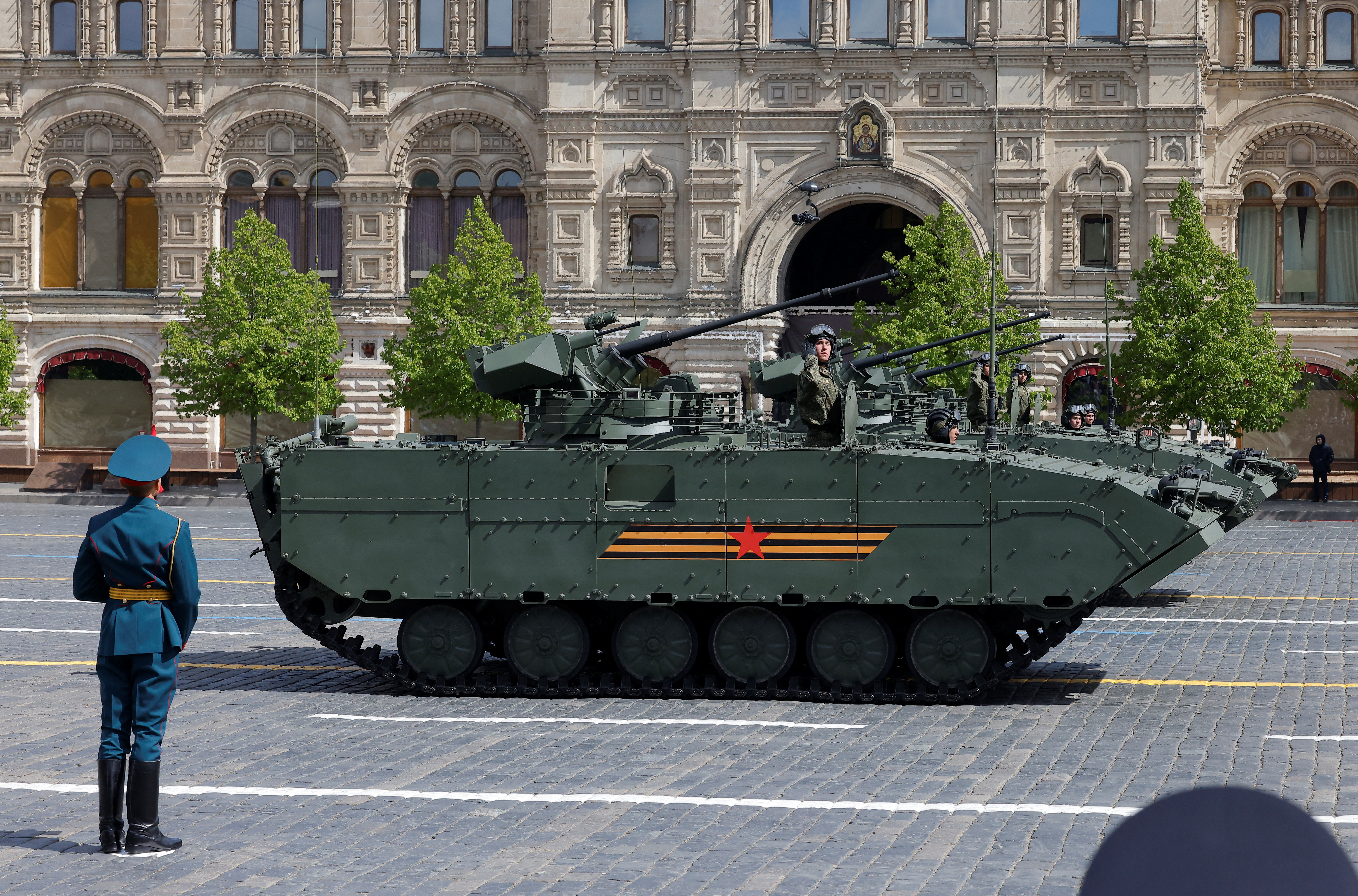 BMP-1AM Basurmanin na vojaški paradi ob dnevu zmage v Moskvi.