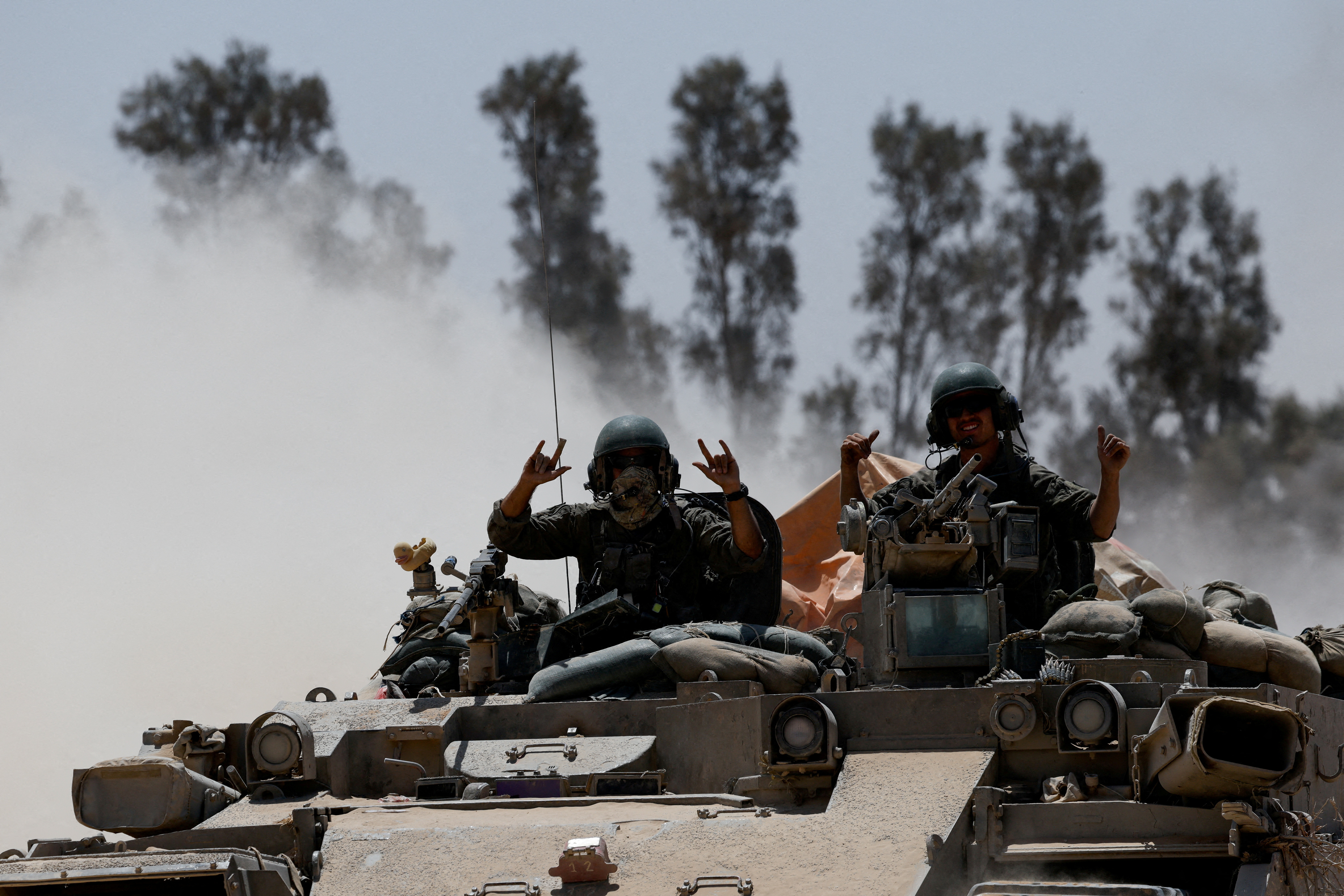 Izraelski vojaki v tanku