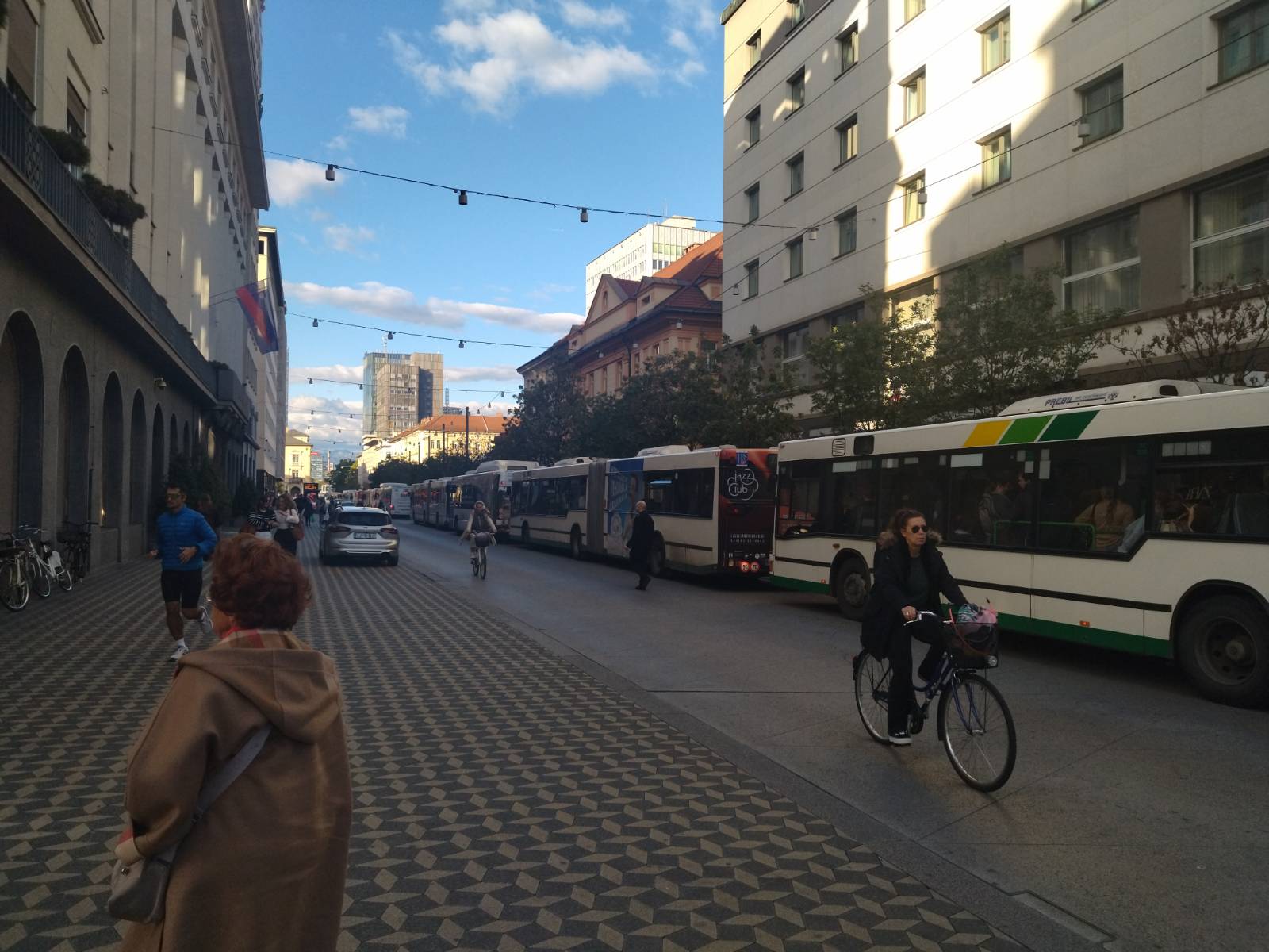 gneča v centru Ljubljane