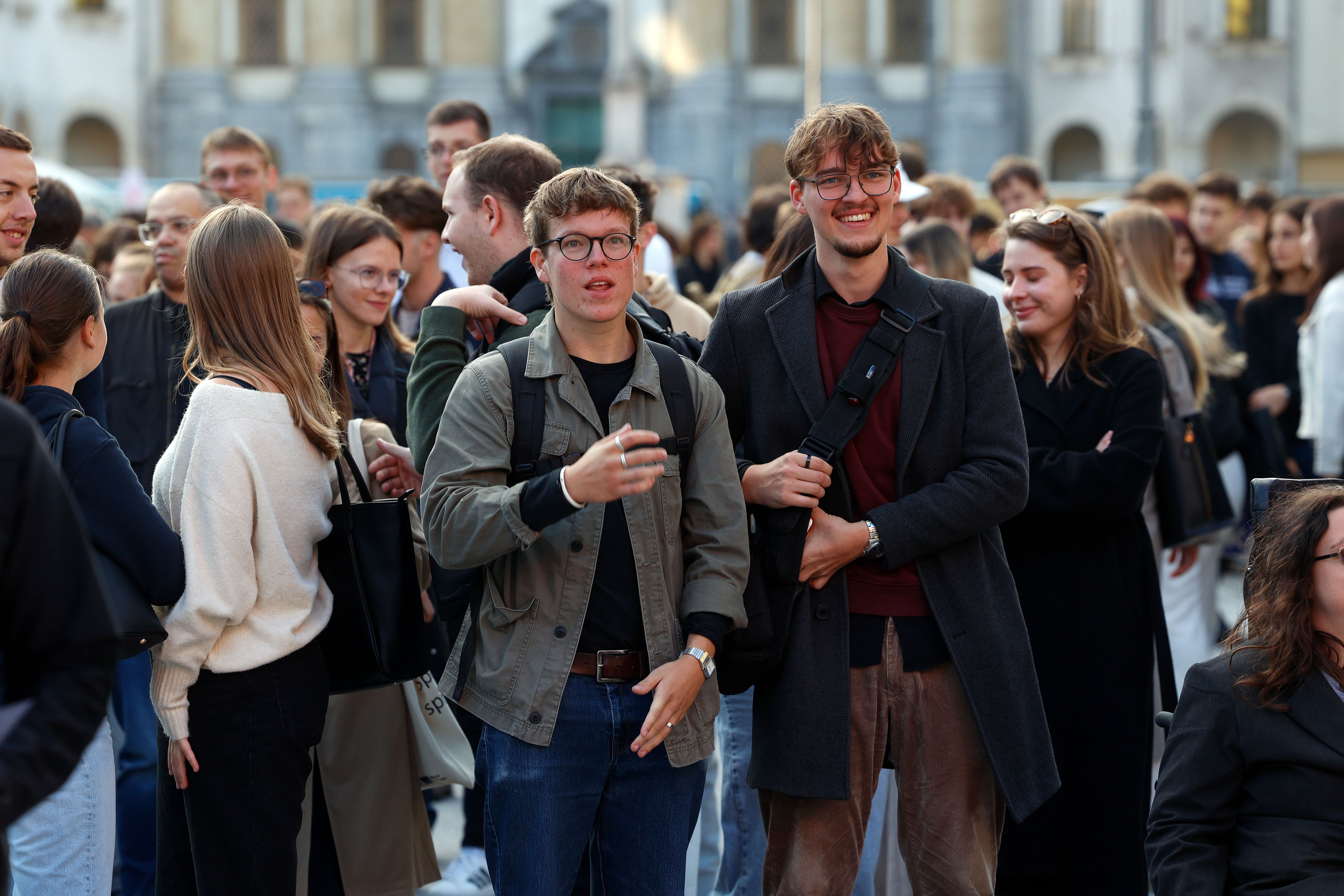 Pozdrav brucem v centru Ljubljane
