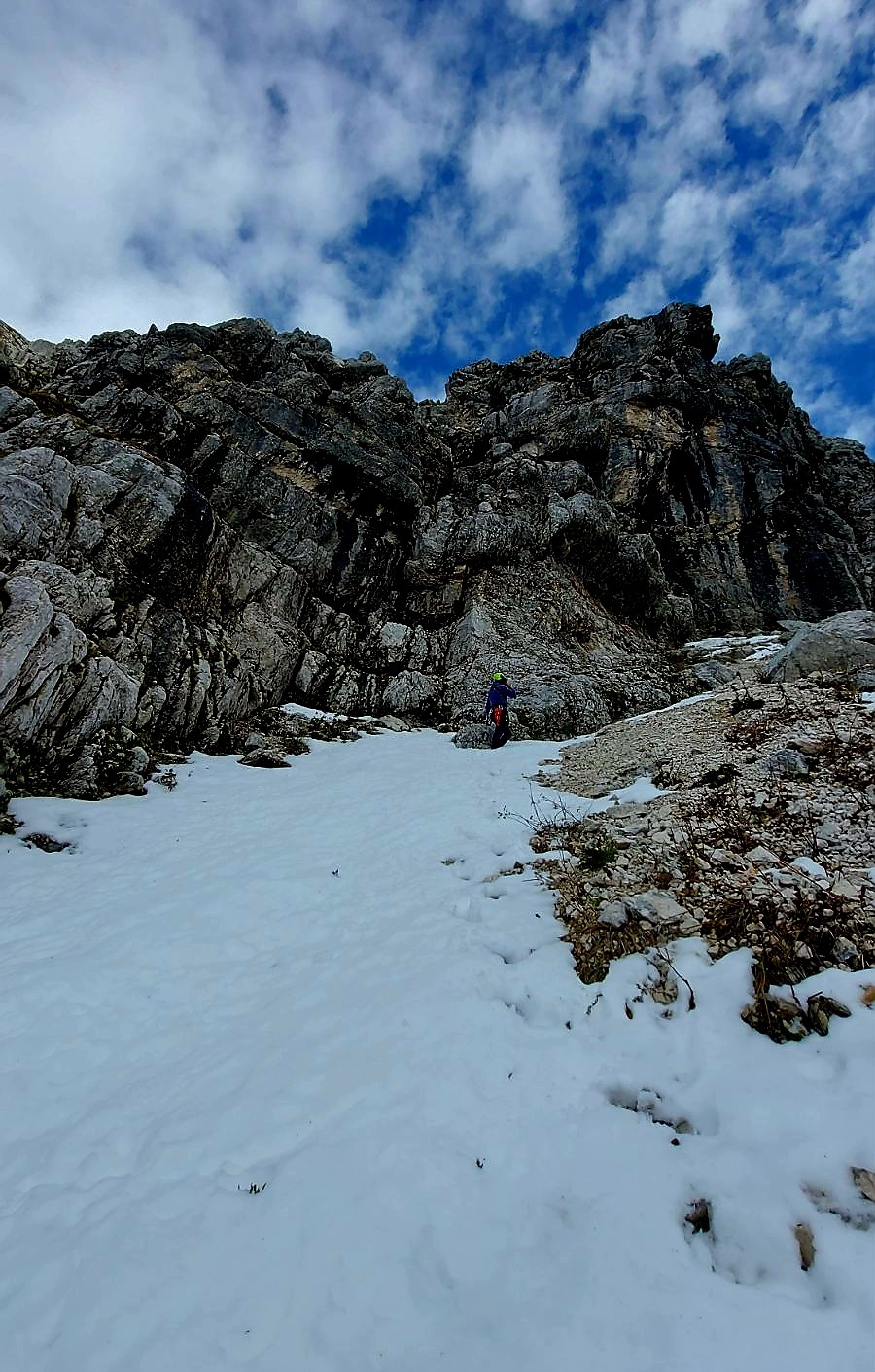 Na območju Triglava umrl 21-letni Američan