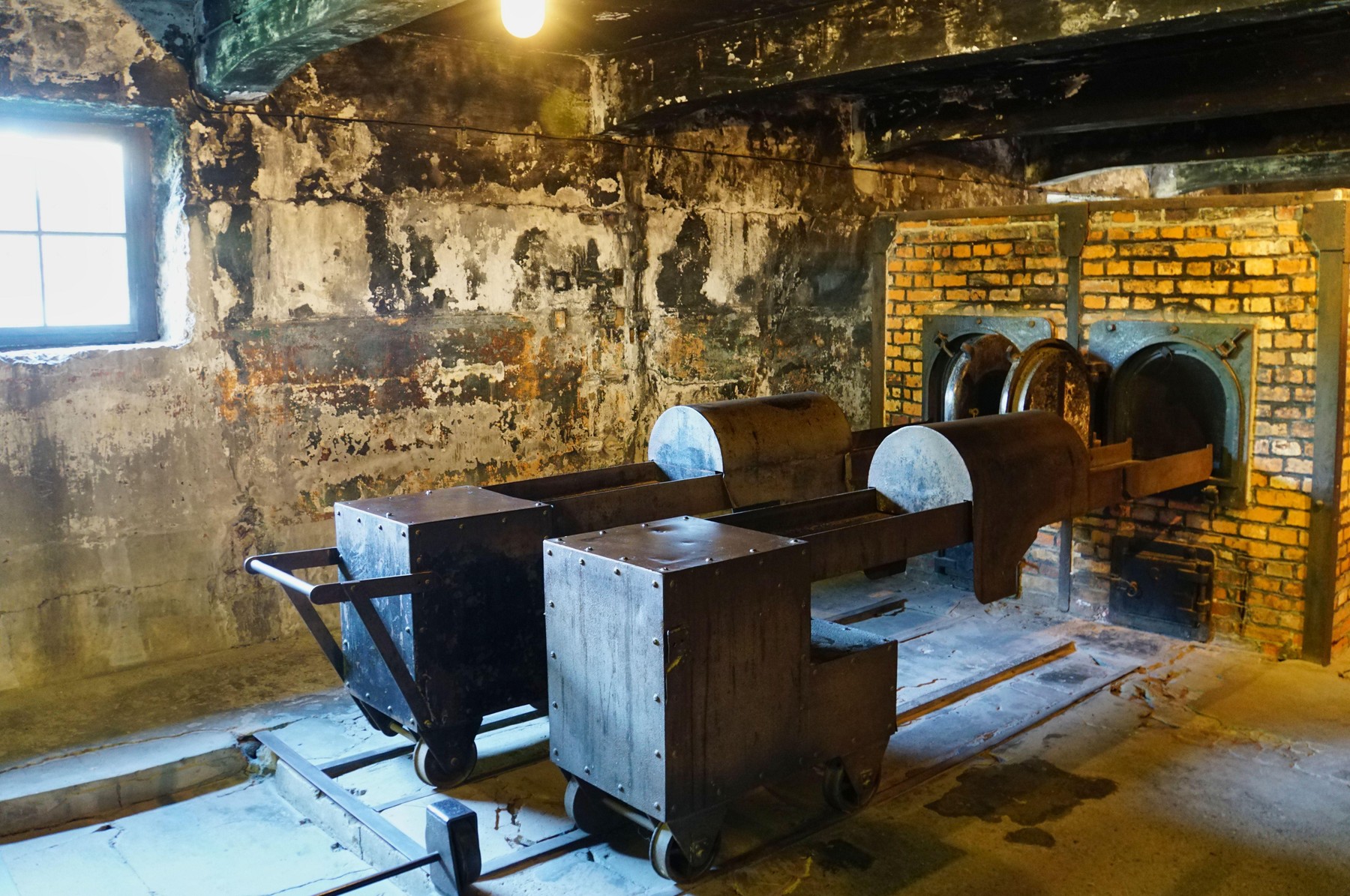 peči za sežiganje v koncentracijskem taborišču Auschwitz