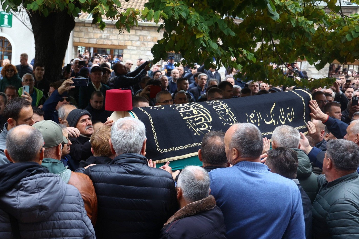Pogreb Halida Bešlića v Sarajevu