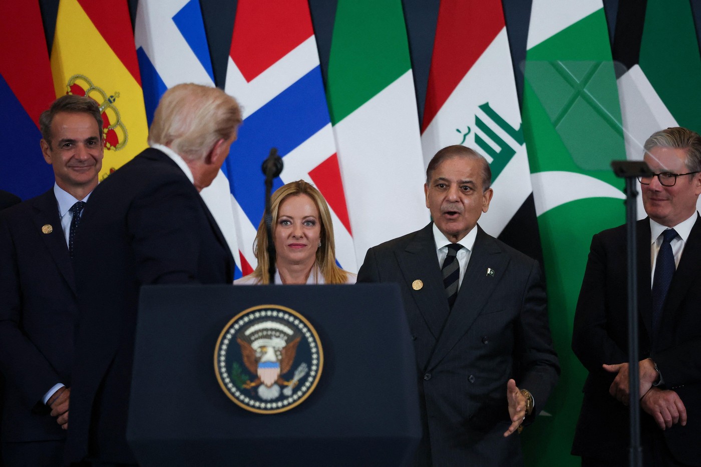 Image: 1045246171, License: Rights-managed, Restrictions: Usage restrictions: Advertising and promotion,Commercial electronic,Consumer goods,Direct mail and brochures,Indoor display,Internal business usage,Personal use, Model Release: no