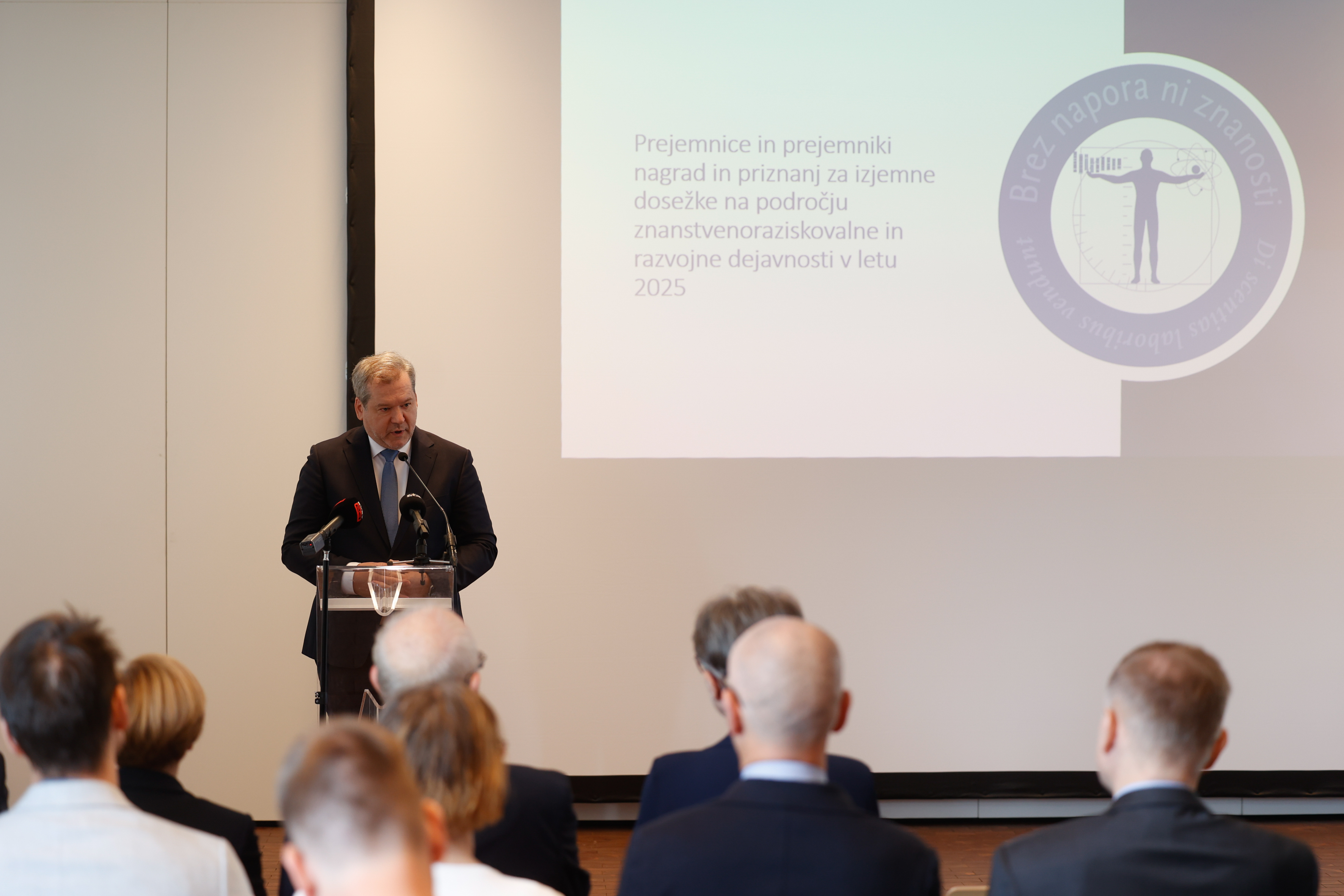 Minister za visoko šolstvo znanost in inovacije Igor Papič