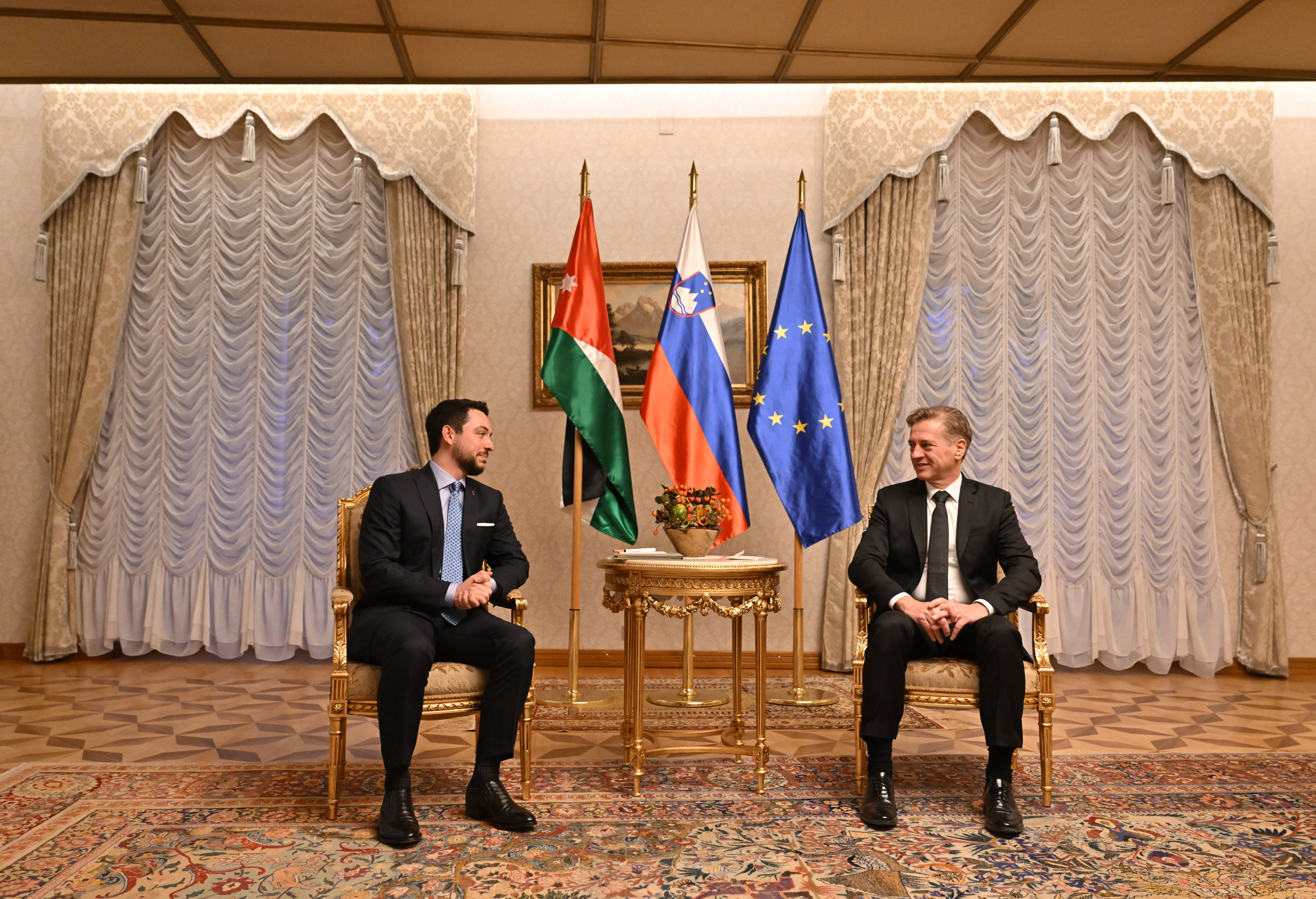 Robert Golob na Brdu pri Kranju sprejel princa Huseina Al Huseina bin Abdulaha II.