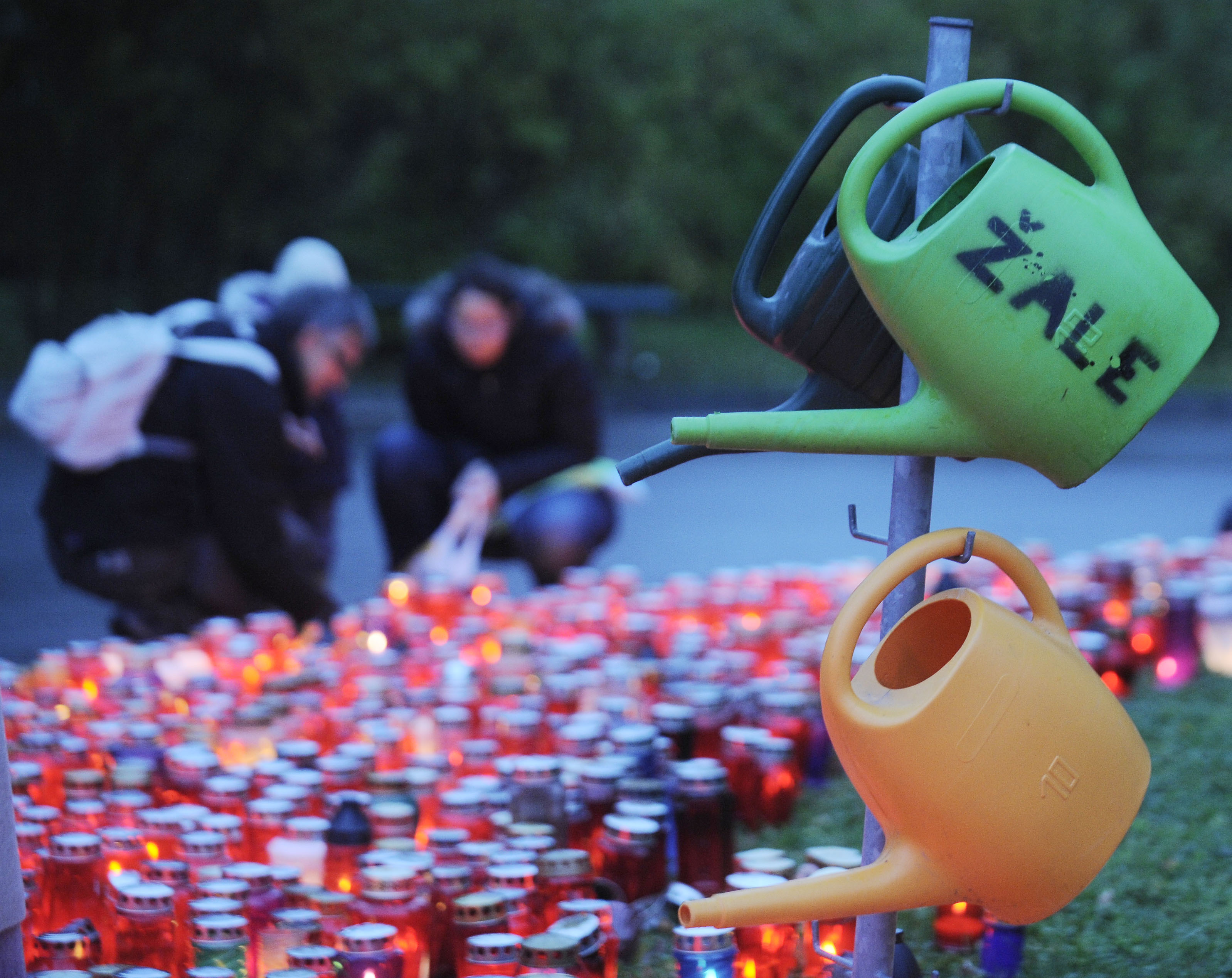 Kangle na pokopališču Žale