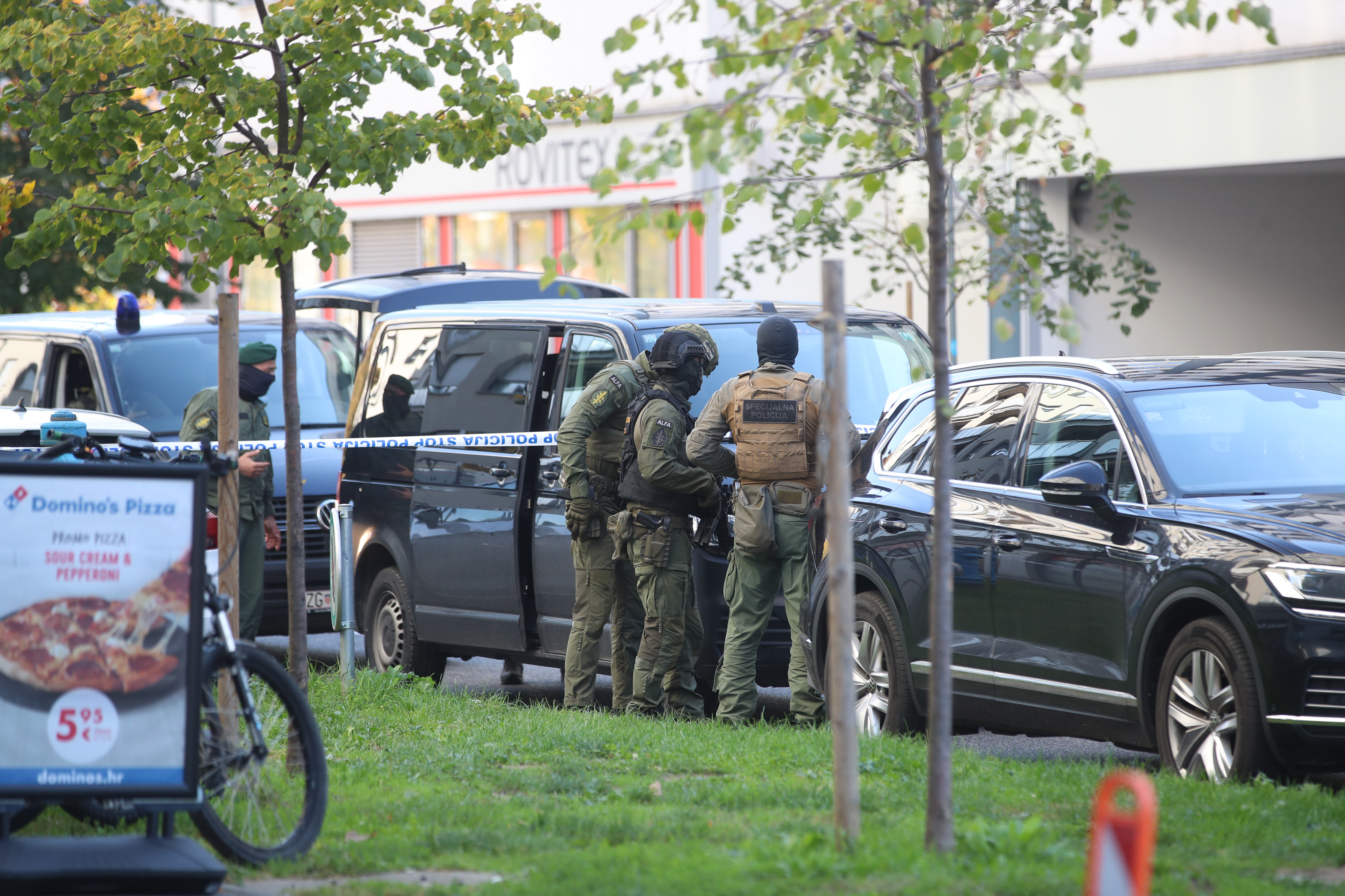 Streljanje v zagrebškem naselju Središće