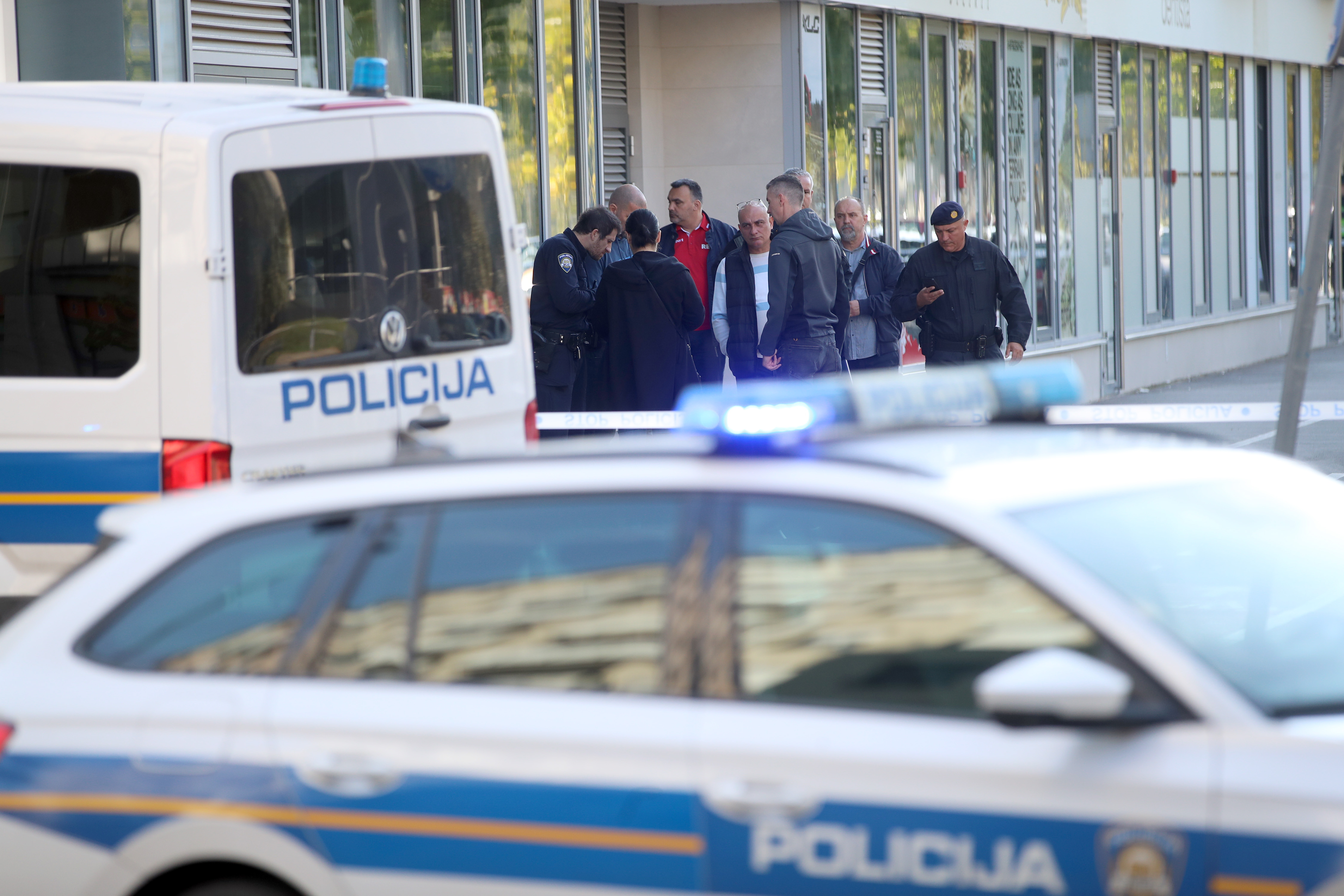 Streljanje v zagrebškem naselju Središće