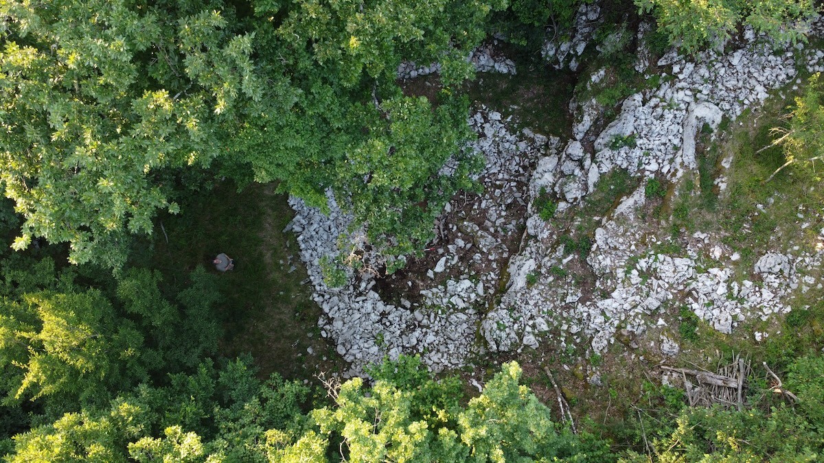 prazgodovinske kamnite strukture na Krasu, arheološko odkritje