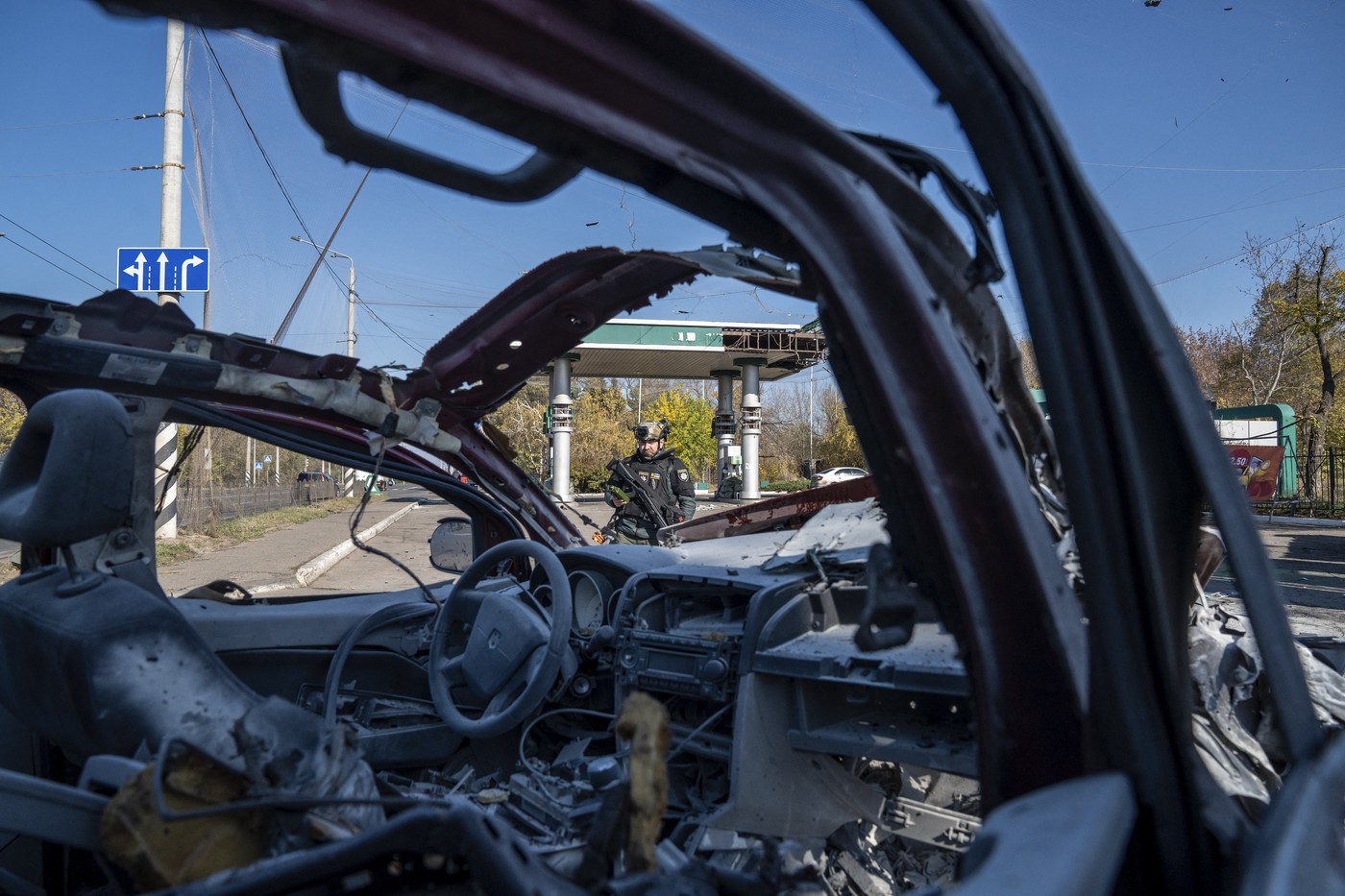 Prizor po napadu ruskega drona v mestu Kramatorsk v vzhodni regiji Doneck