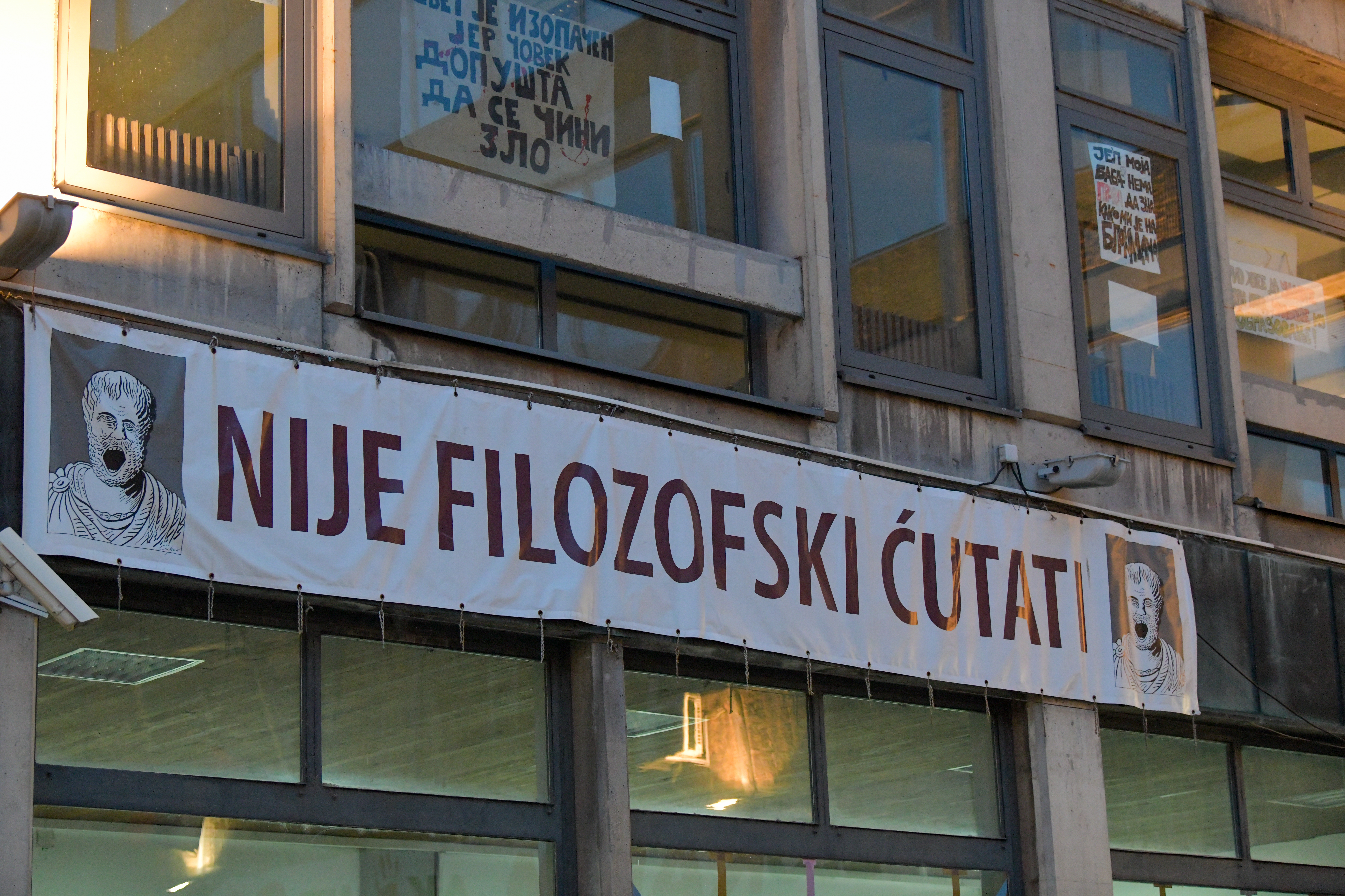 Transparenti na beograjski filozofski fakulteti