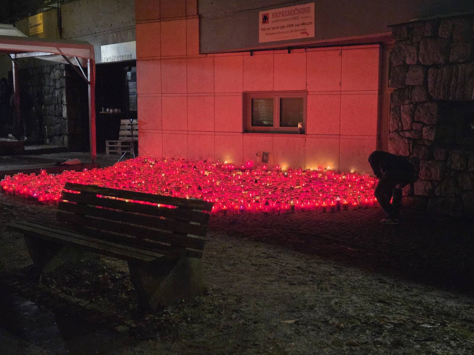 Prižiganje svečk v Novem mestu