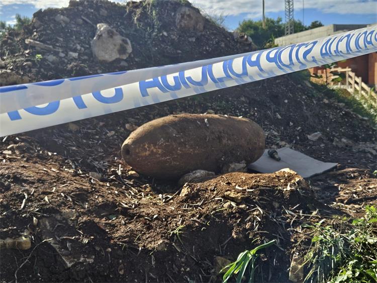 Deaktivacija bombe v Pulju