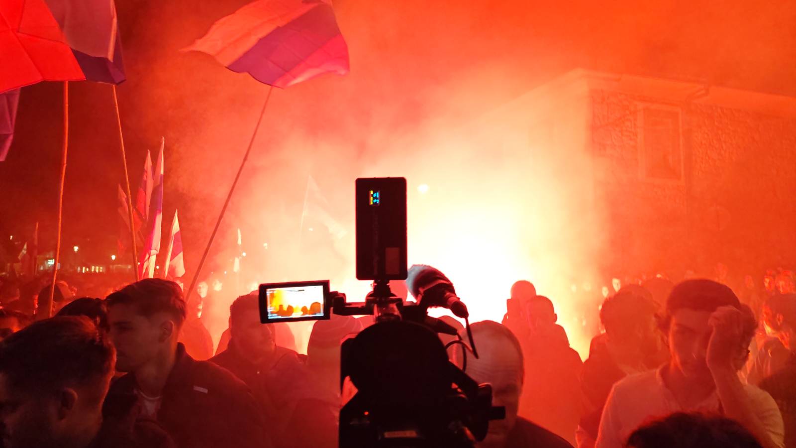 Bakle na shodu v Novem mestu