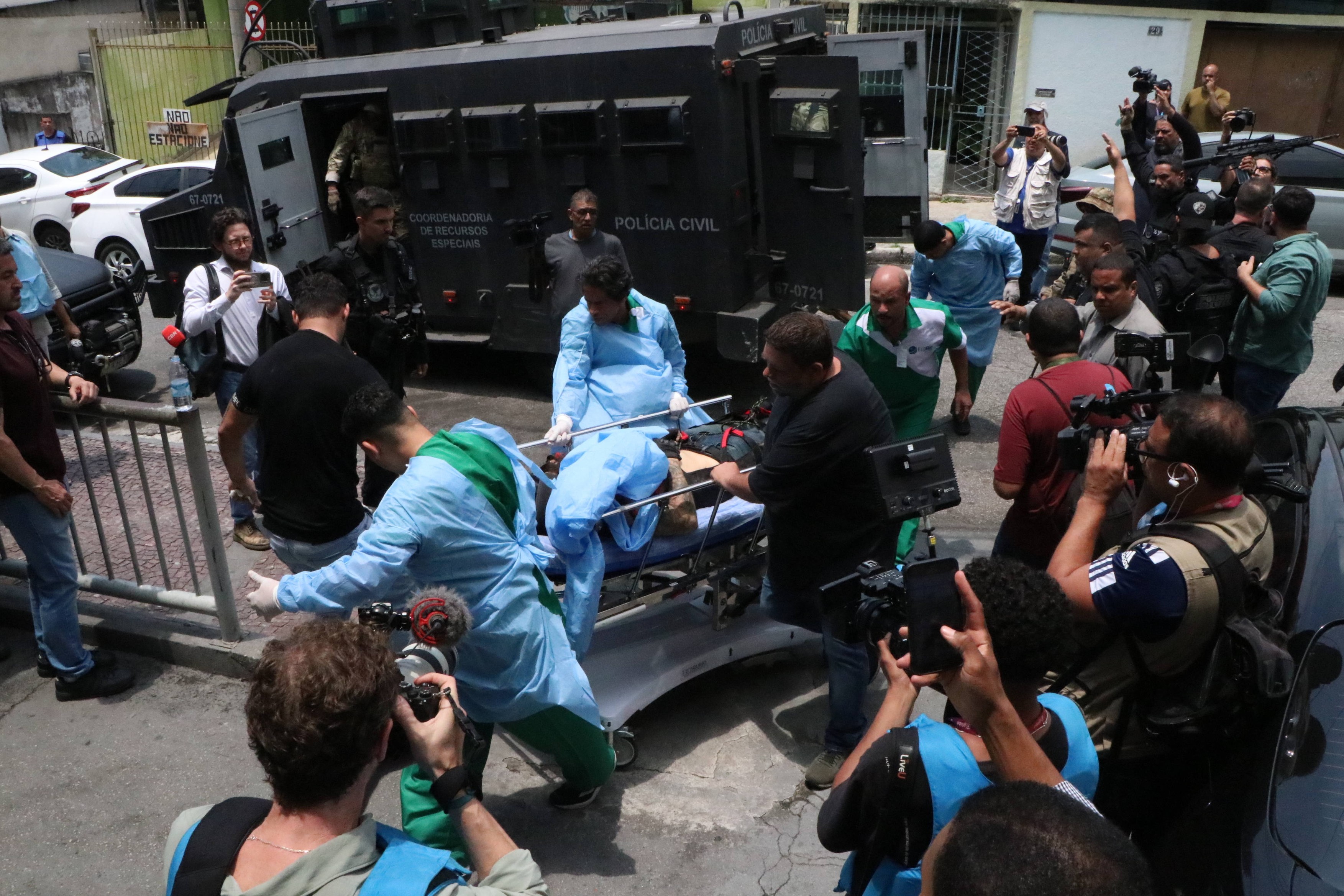 RECORD DATE NOT STATED containment operation in Rio de Janeiro