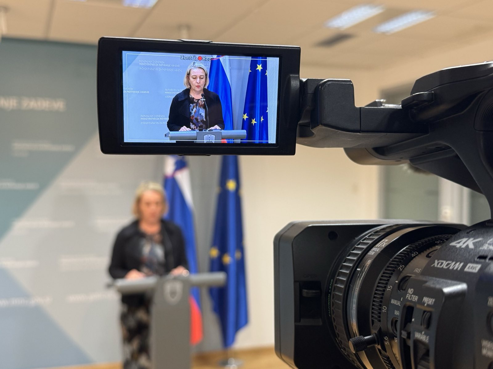 državna sekretarka Helga Dobrin