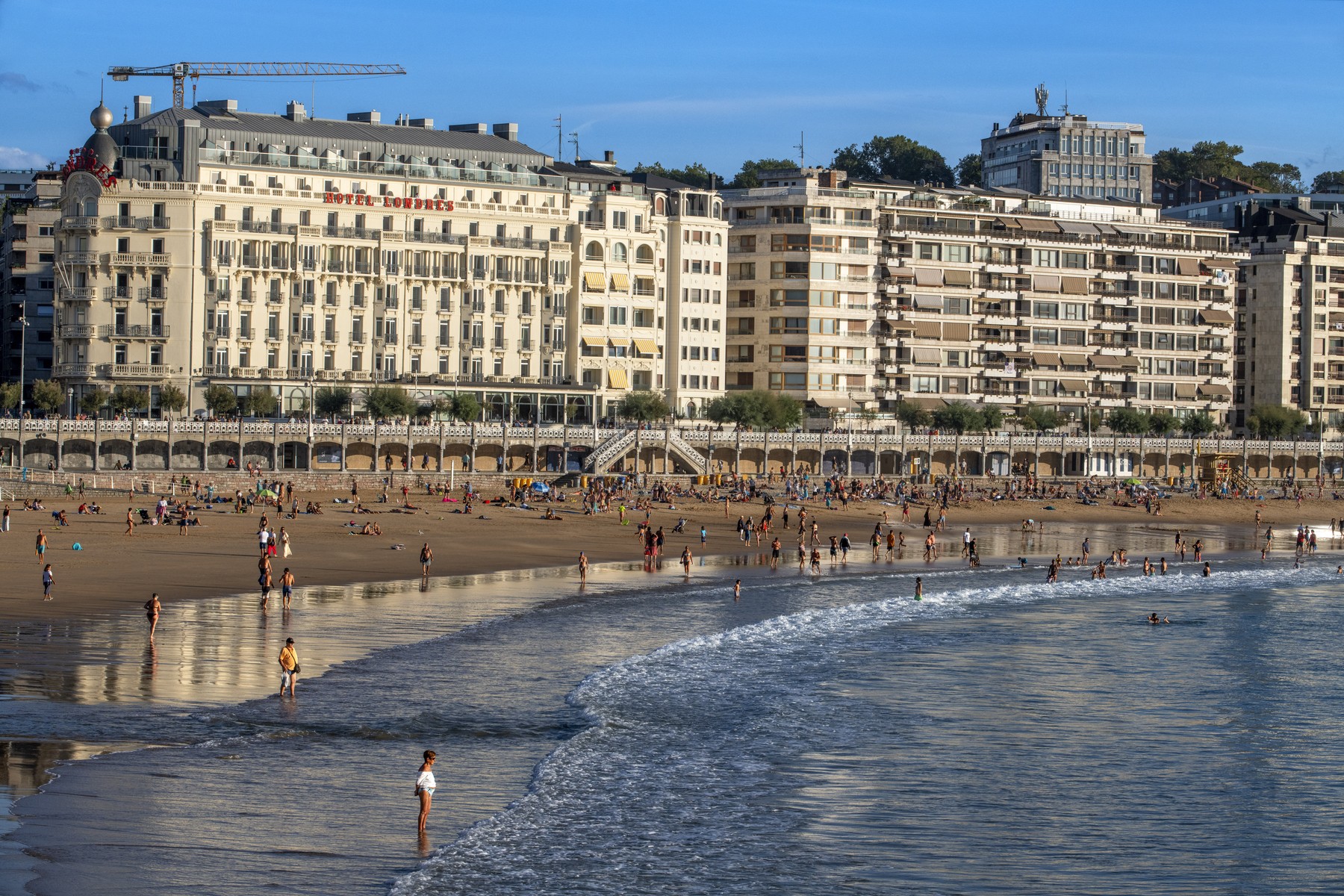 Plaža v španskem mestu San Sebastian