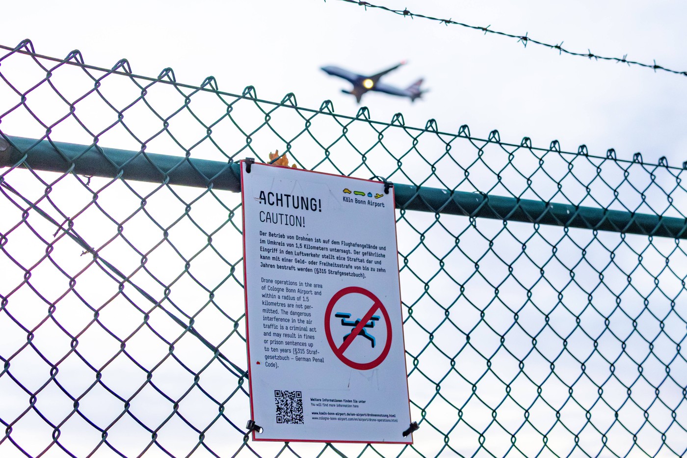 Prepoved dronov na letališču v Kölnu
