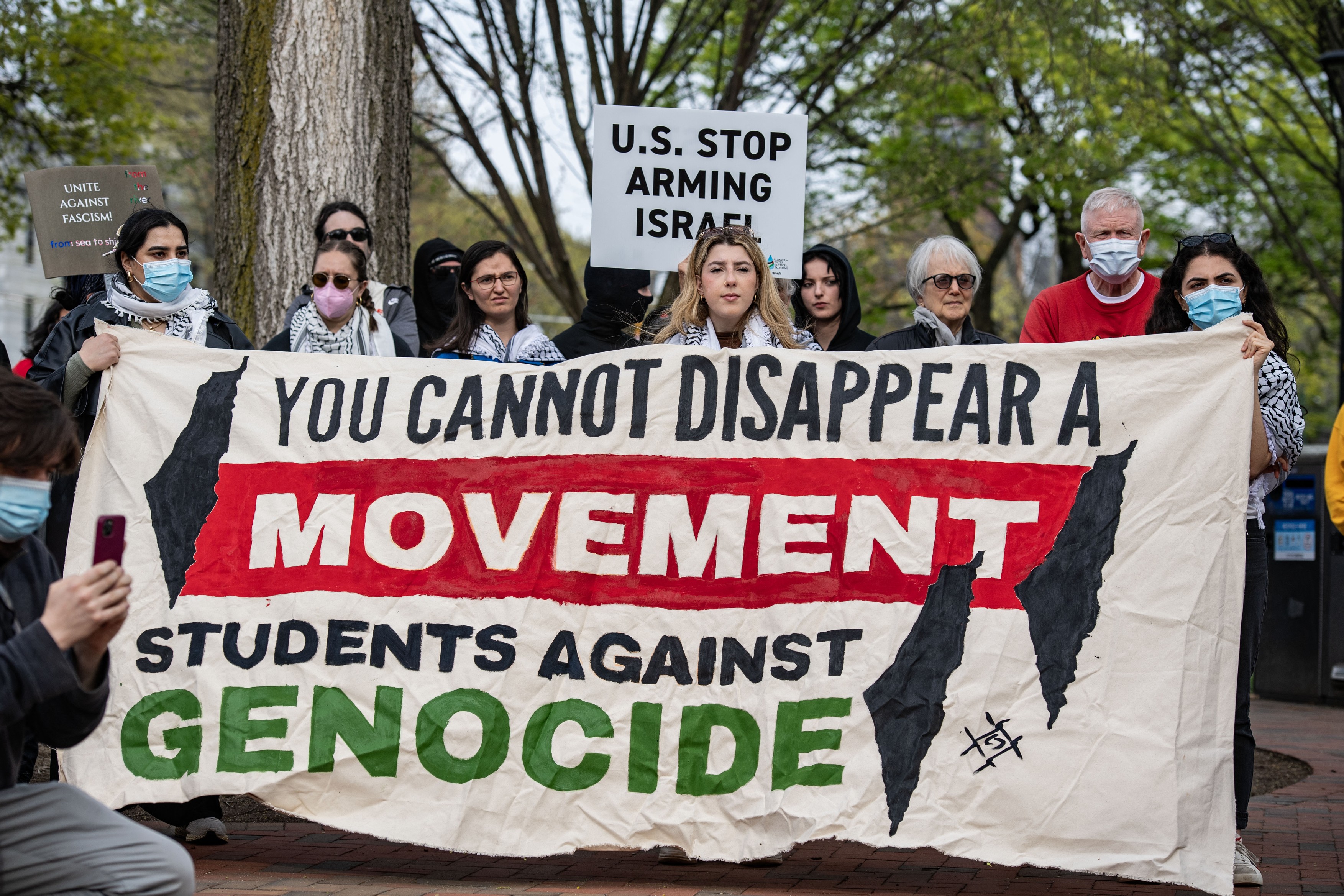 študenti in drugi protestirajo proti genocidu v Gazi