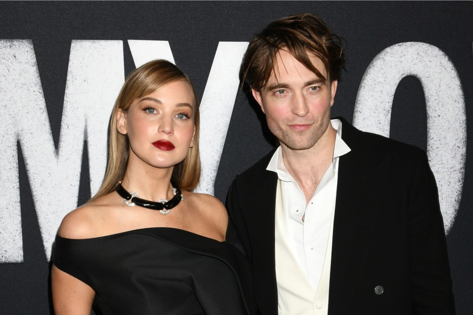 Igralka Jennifer Lawrence in igralec Robert Pattinson