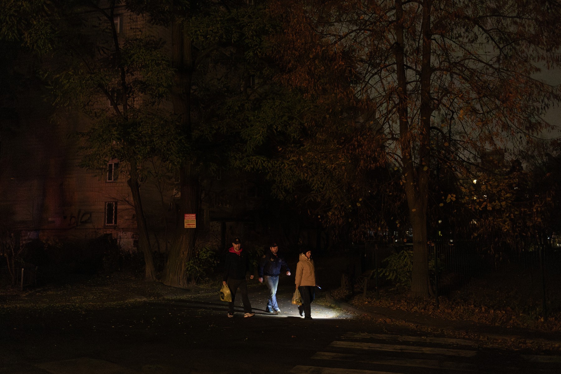 V Ukrajini tudi danes pričakujejo večurne izpade električne energije v več regijah