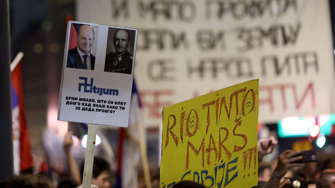 Protest proti kopanju litija v dolini Jadra