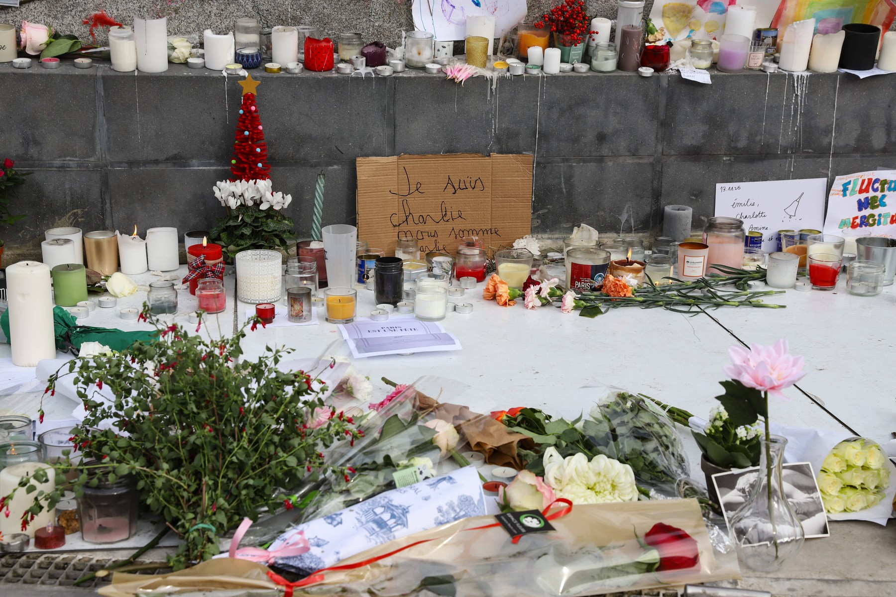 Obletnica terorističnega napada v Parizu