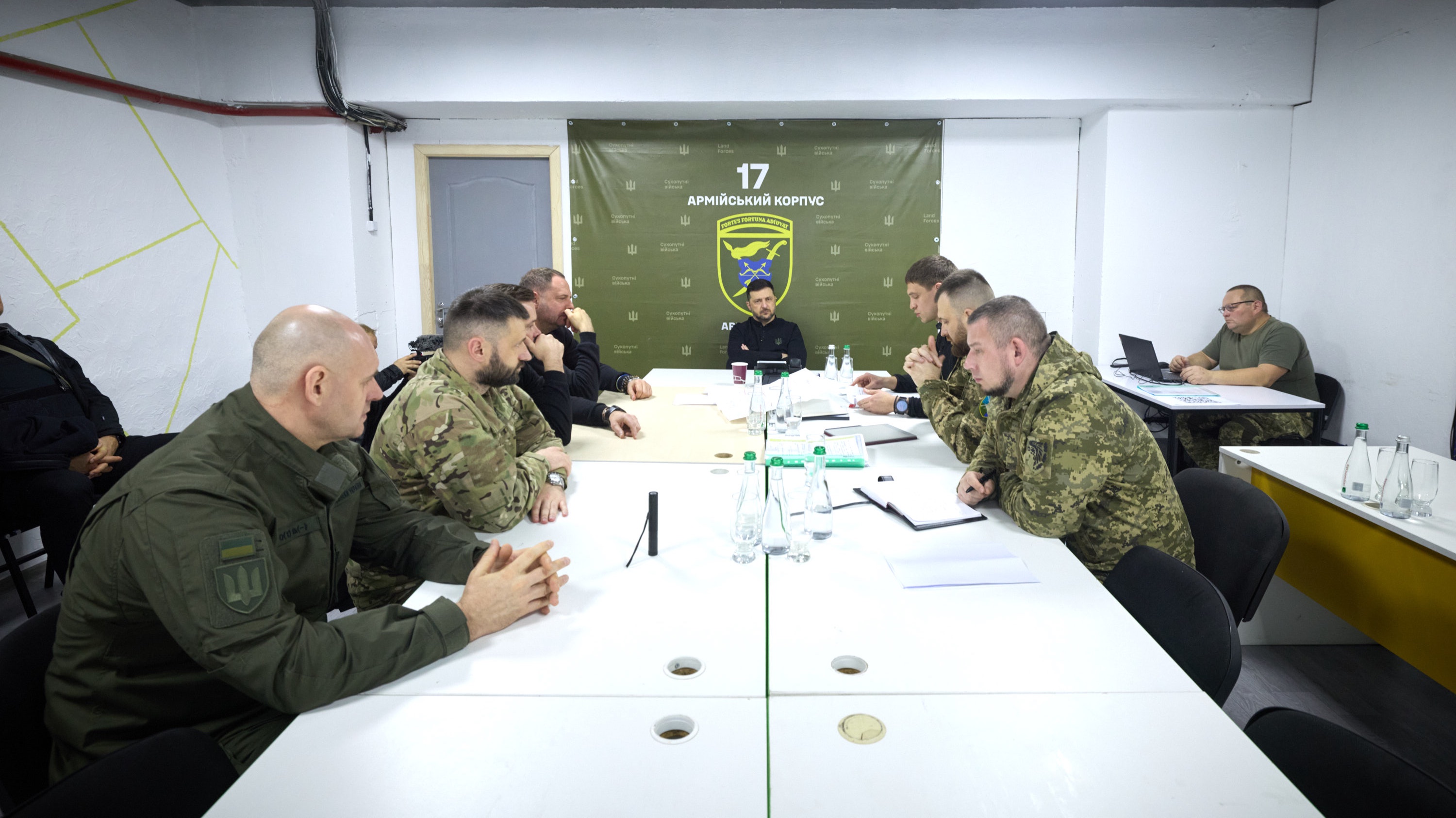 Zelenski obiskal vojake v Zaporožju